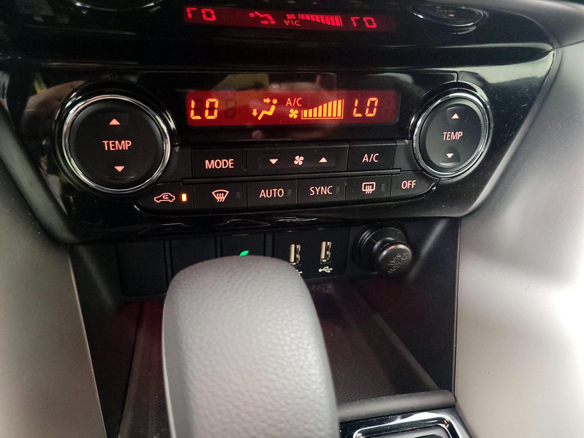 Thumbnail: 2023 Mitsubishi Eclipse Cross - 17