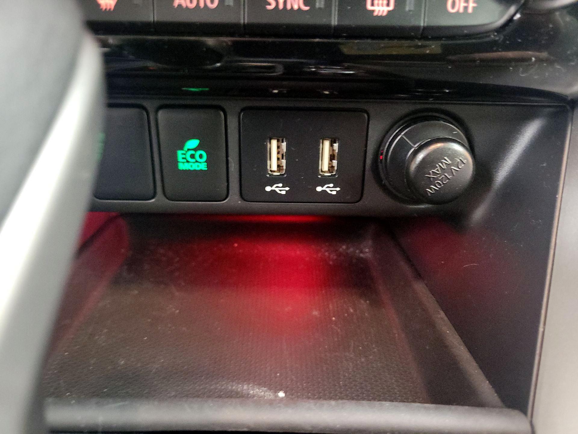 Thumbnail: 2023 Mitsubishi Eclipse Cross - 19