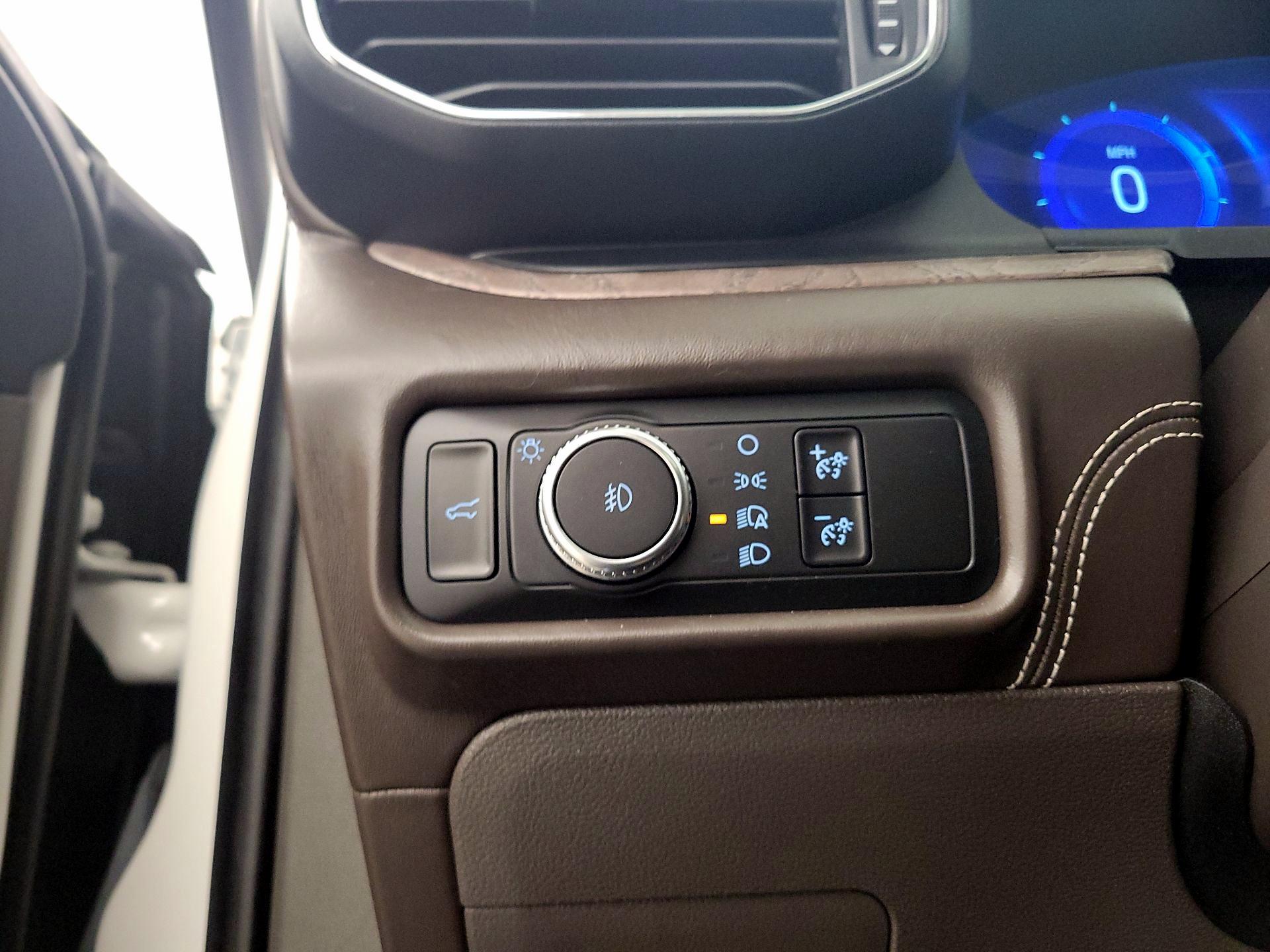 Thumbnail: 2020 Ford Explorer - 13