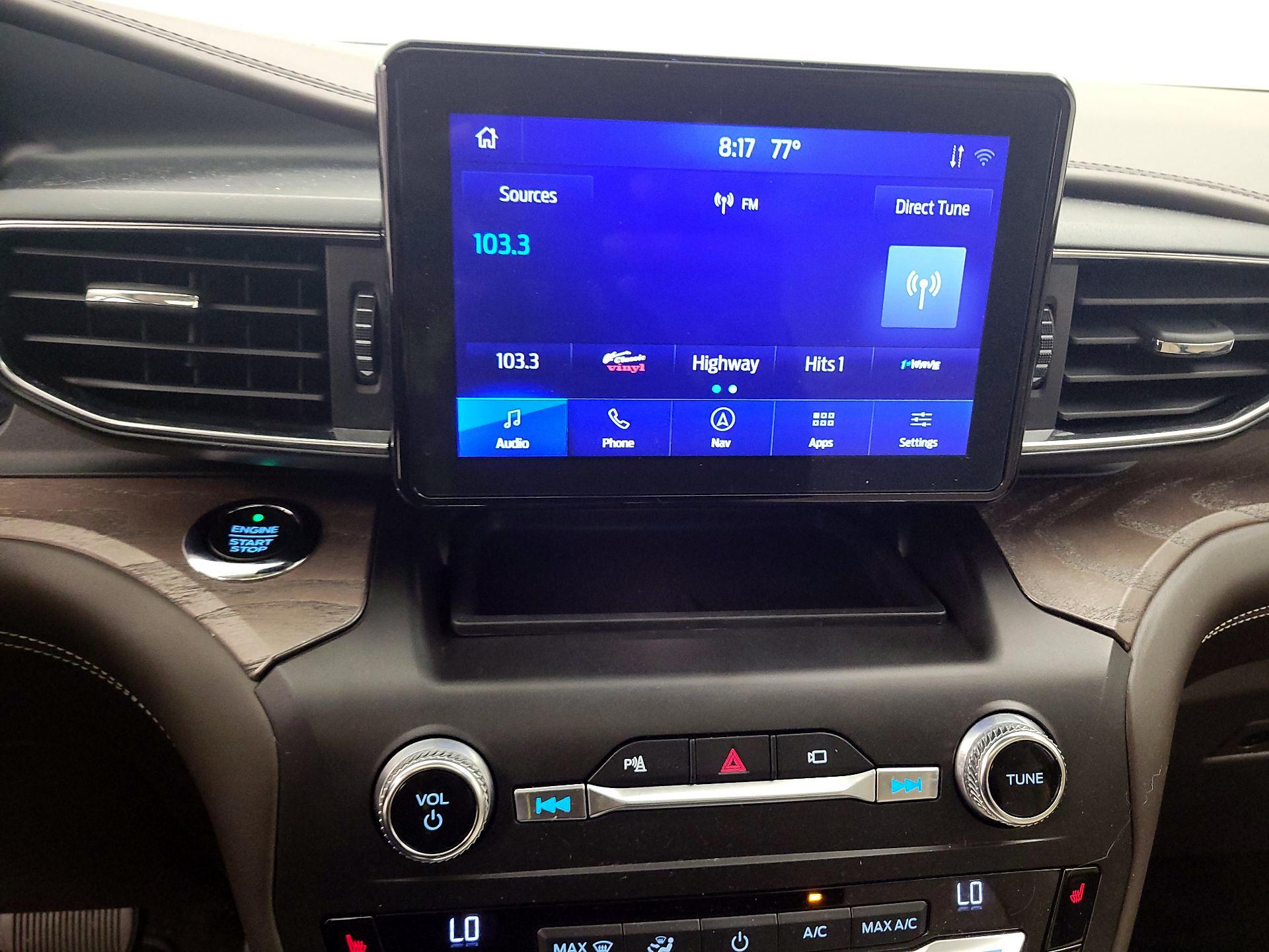 Thumbnail: 2020 Ford Explorer - 15