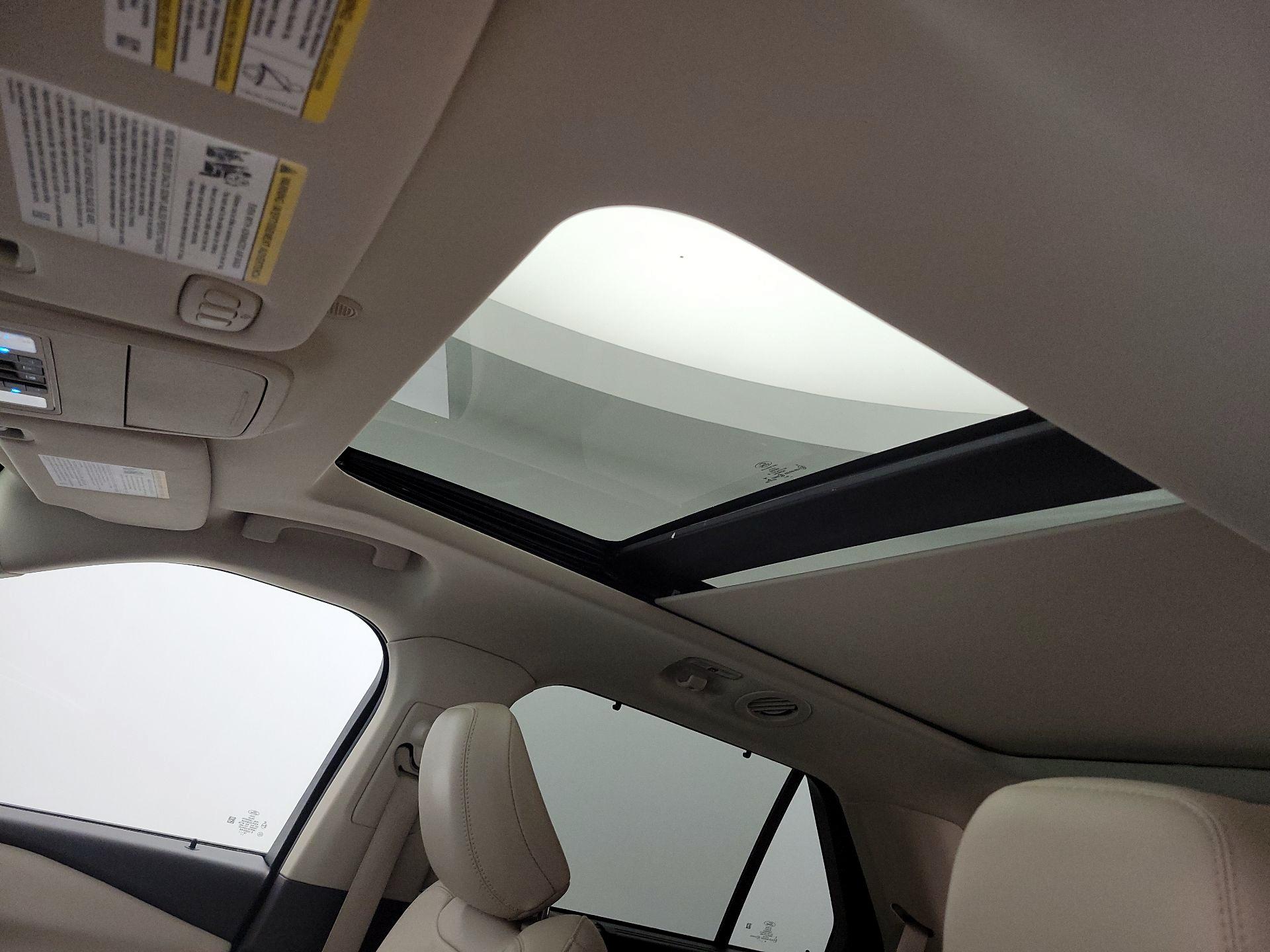 Thumbnail: 2020 Ford Explorer - 19