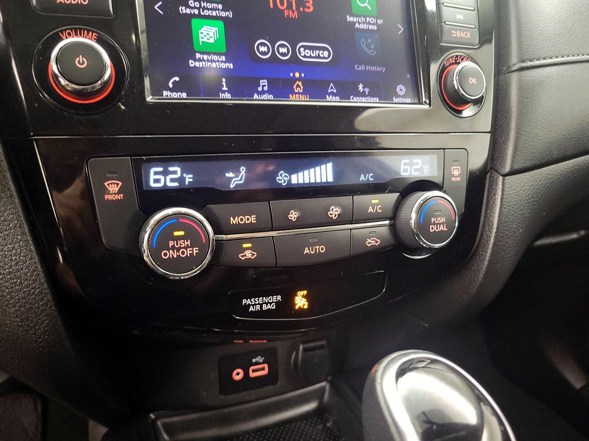 Thumbnail: 2018 Nissan Rogue - 15