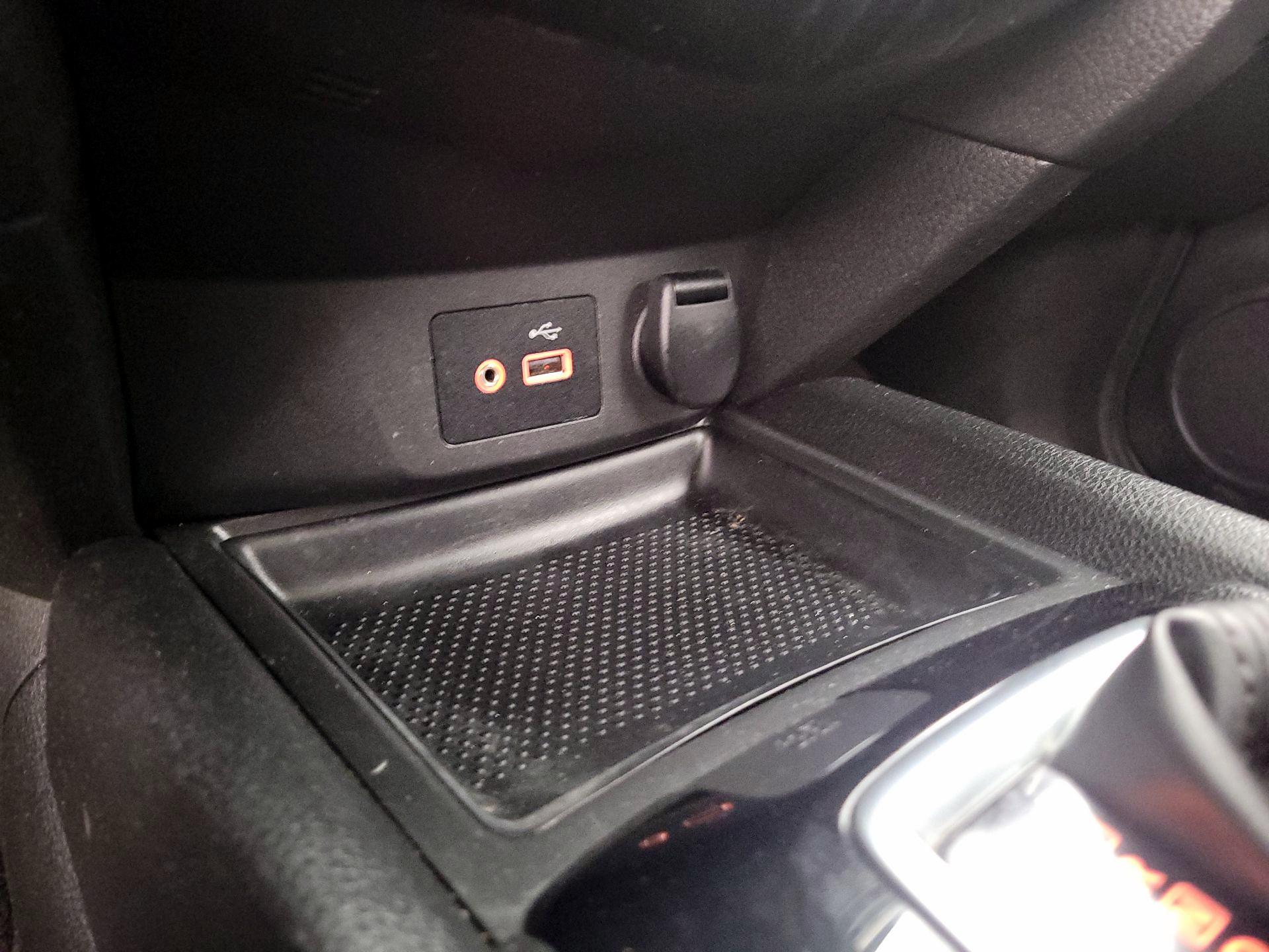 Thumbnail: 2018 Nissan Rogue - 17