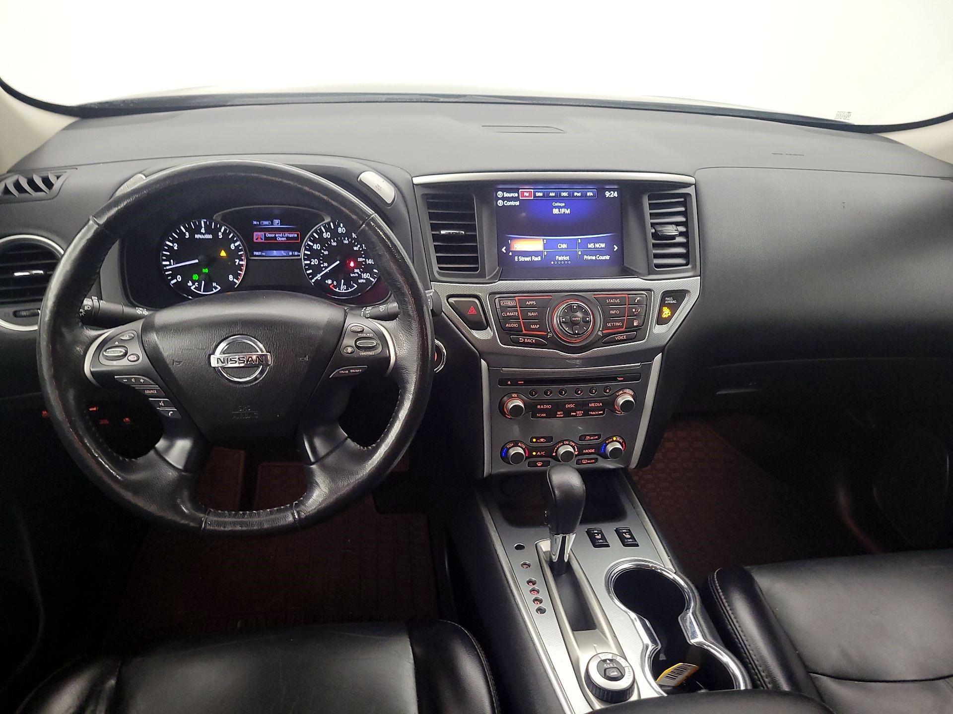 Thumbnail: 2018 Nissan Pathfinder - 9