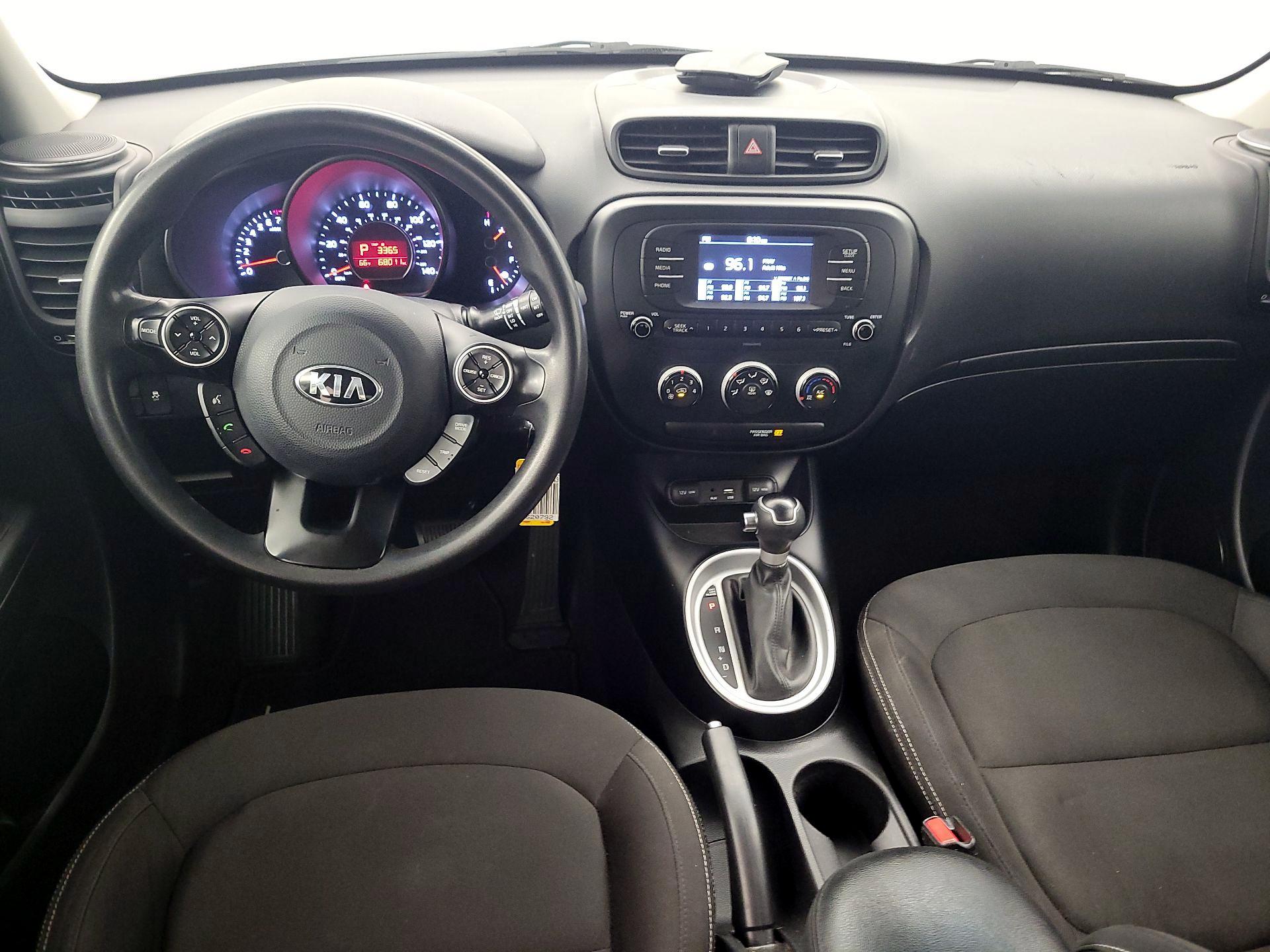 Thumbnail: 2017 Kia Soul - 9