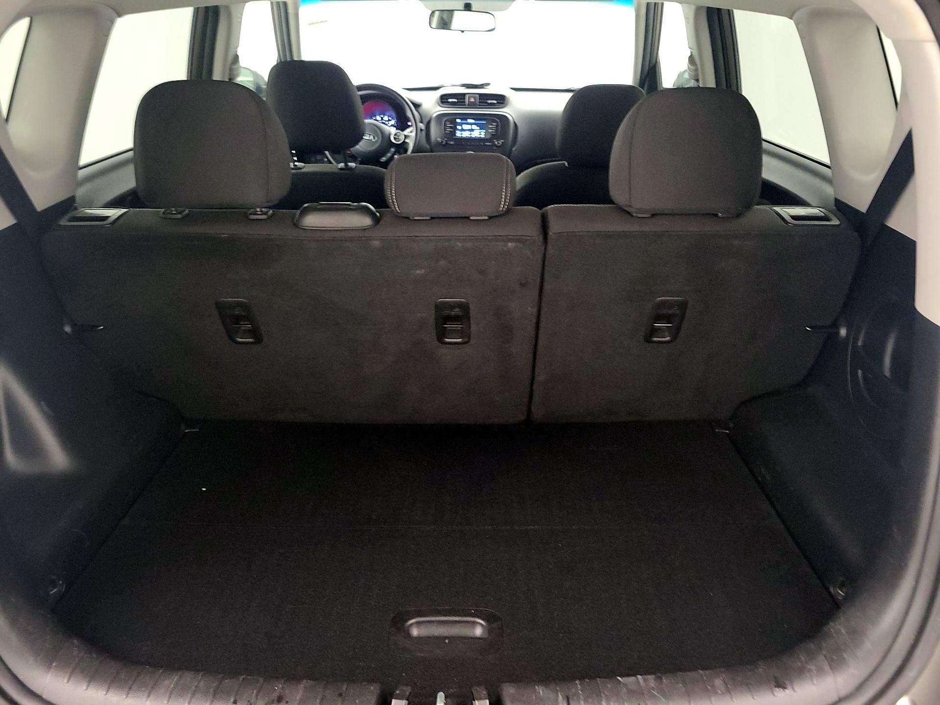 Thumbnail: 2017 Kia Soul - 19