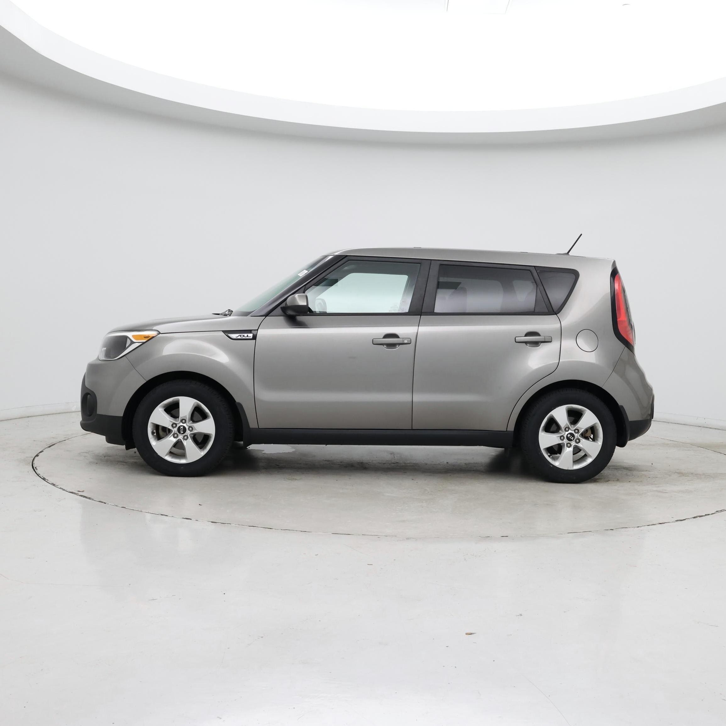 Thumbnail: 2017 Kia Soul - 3