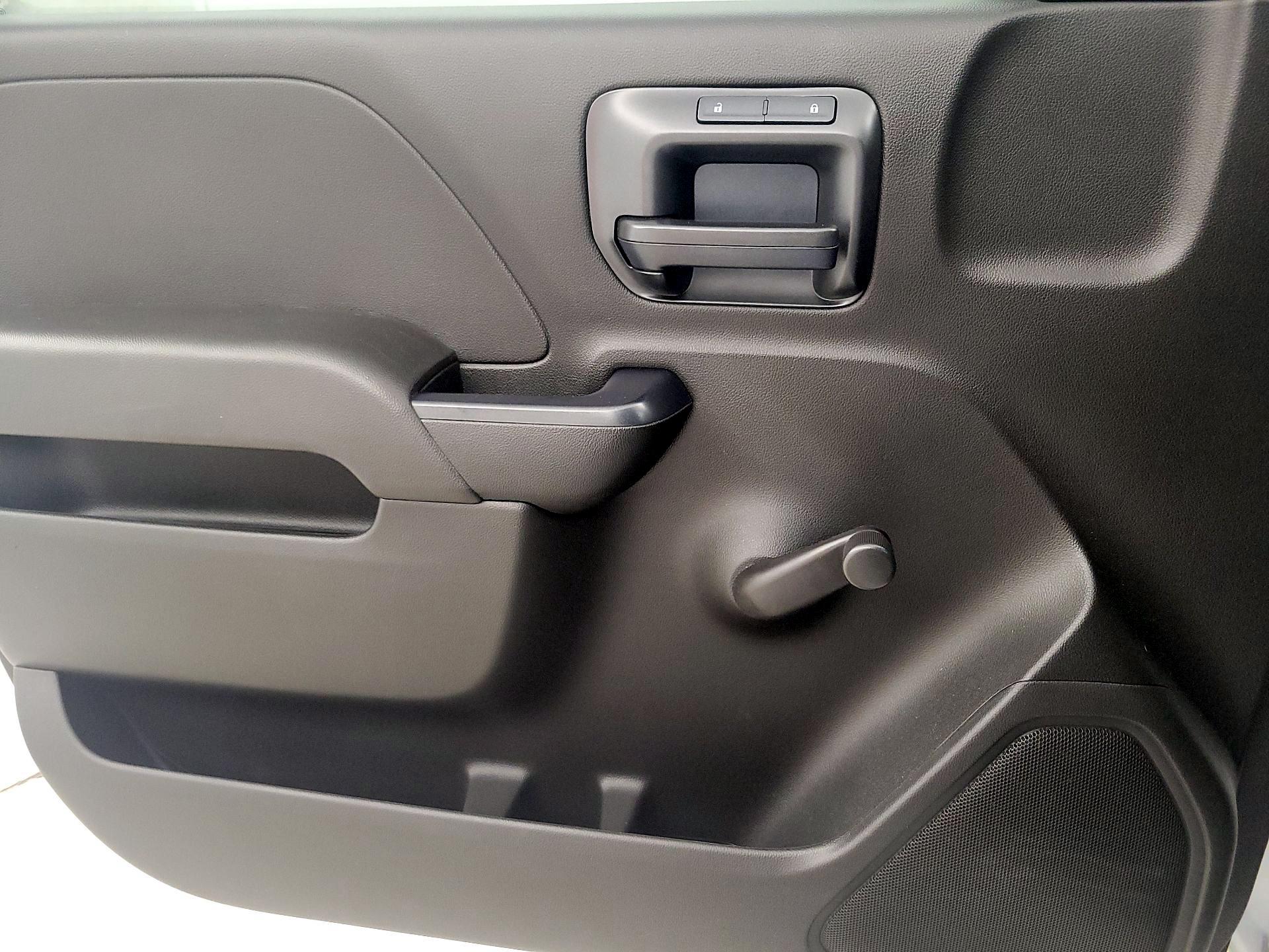 Thumbnail: 2017 Chevrolet Silverado 1500 - 12