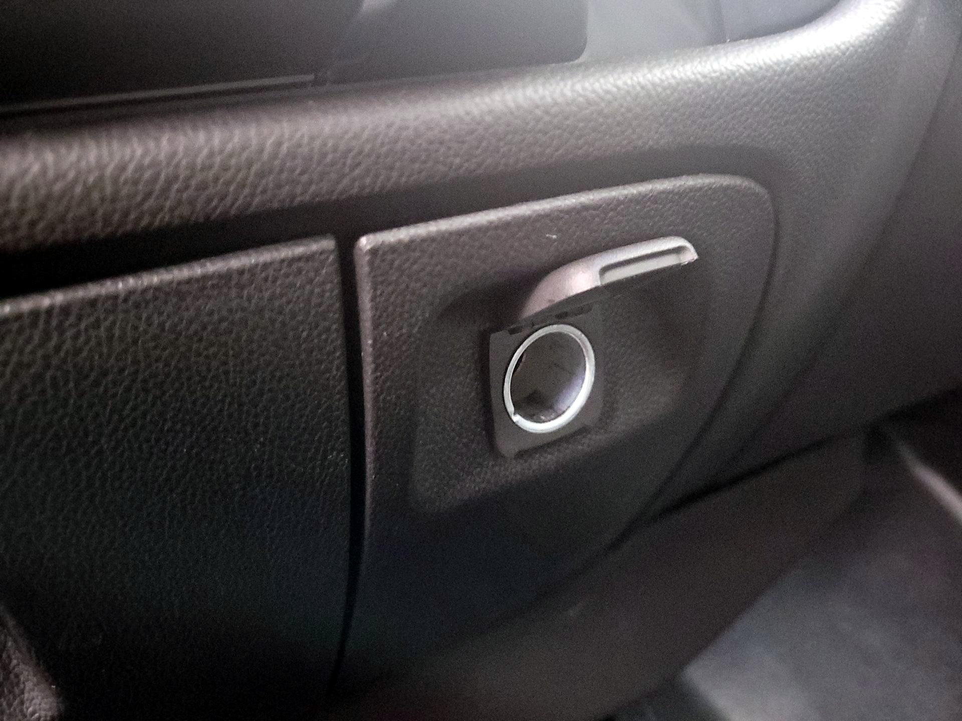 Thumbnail: 2017 Chevrolet Silverado 1500 - 18