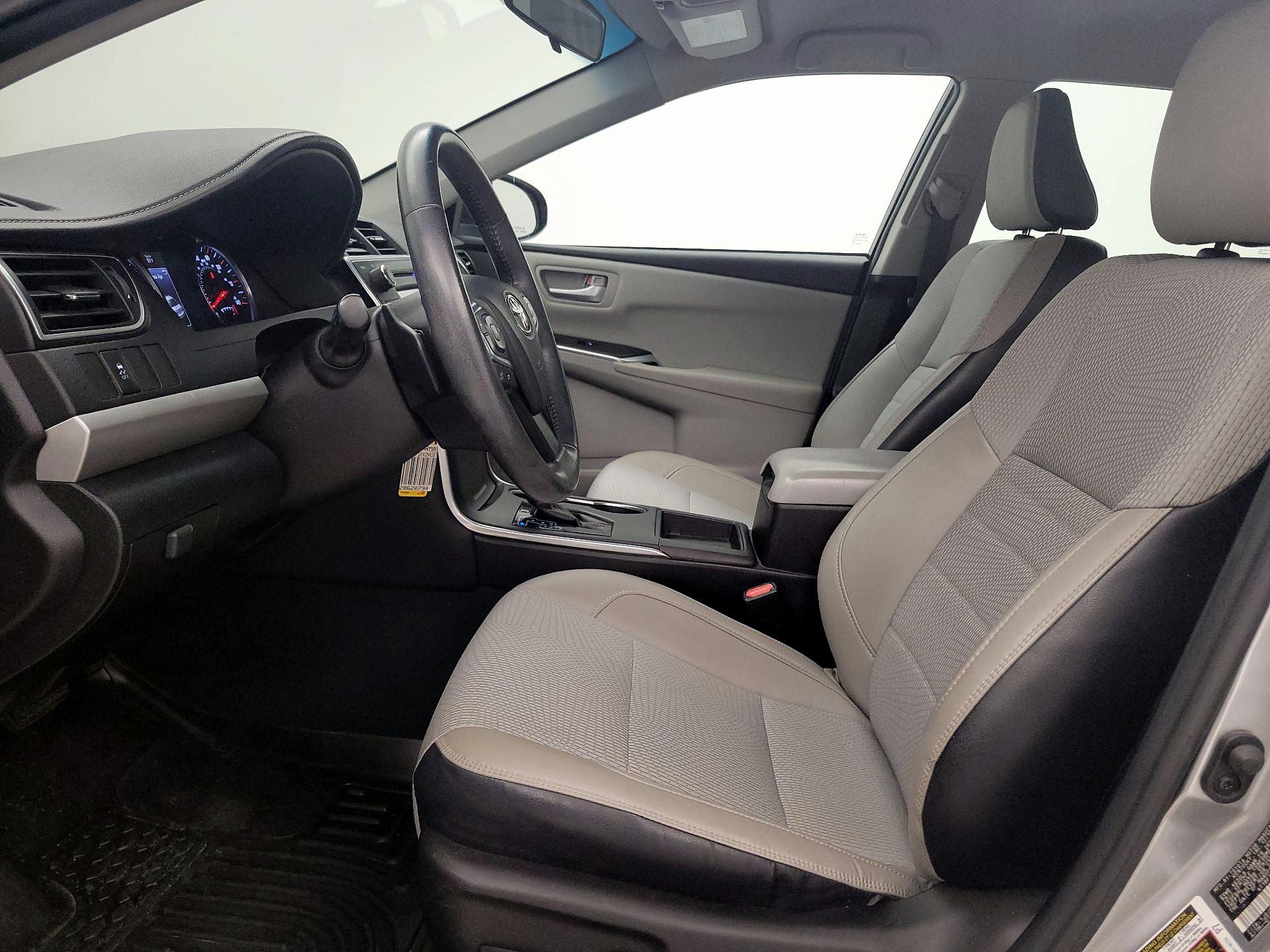 Thumbnail: 2017 Toyota Camry - 11