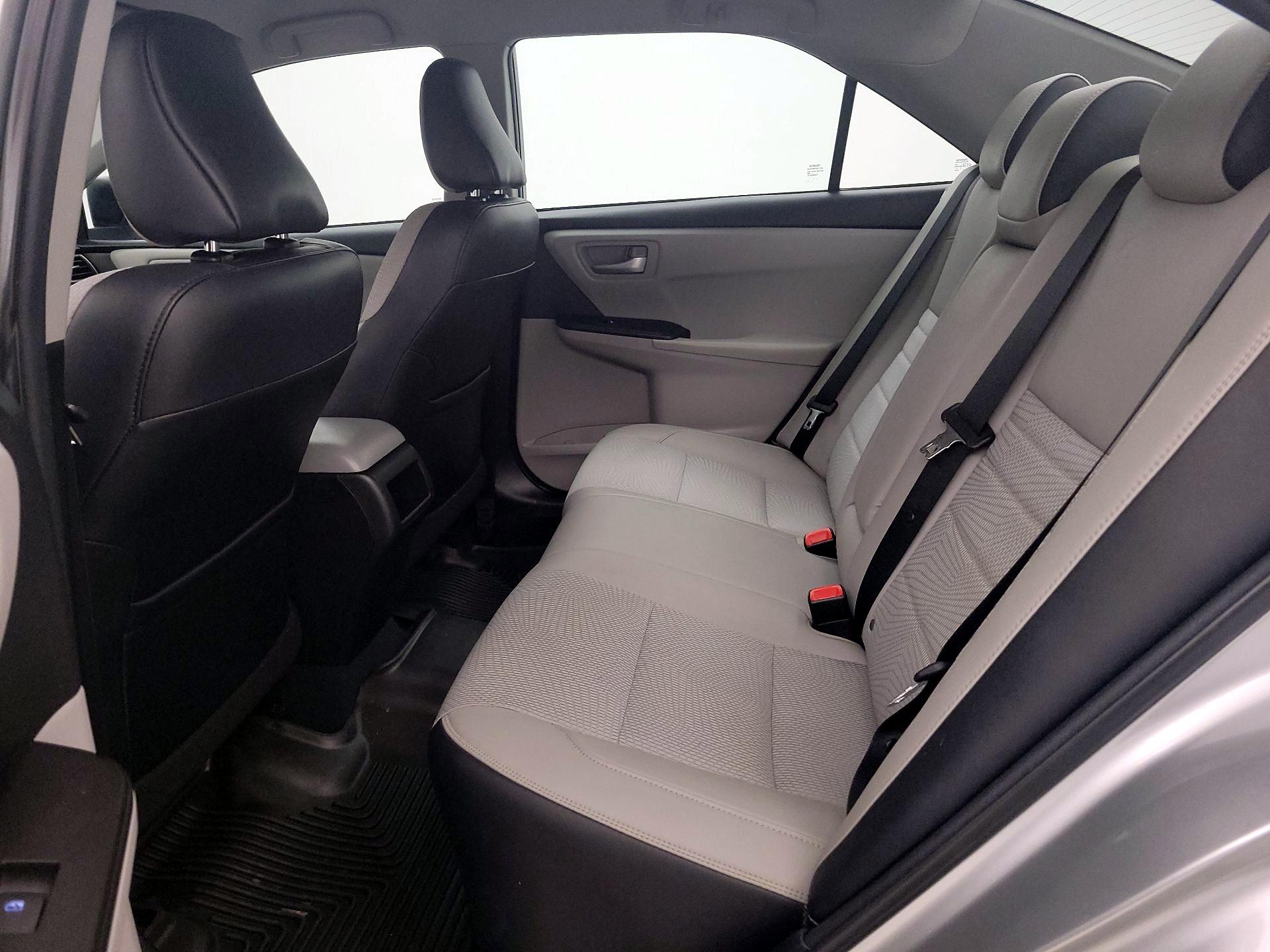 Thumbnail: 2017 Toyota Camry - 19