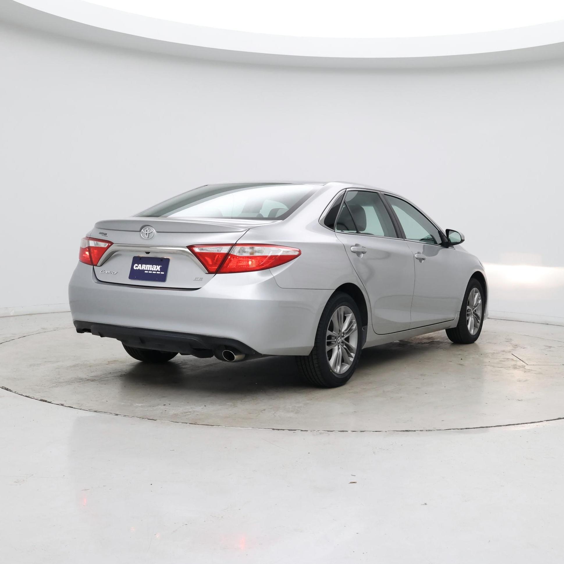 Thumbnail: 2017 Toyota Camry - 8