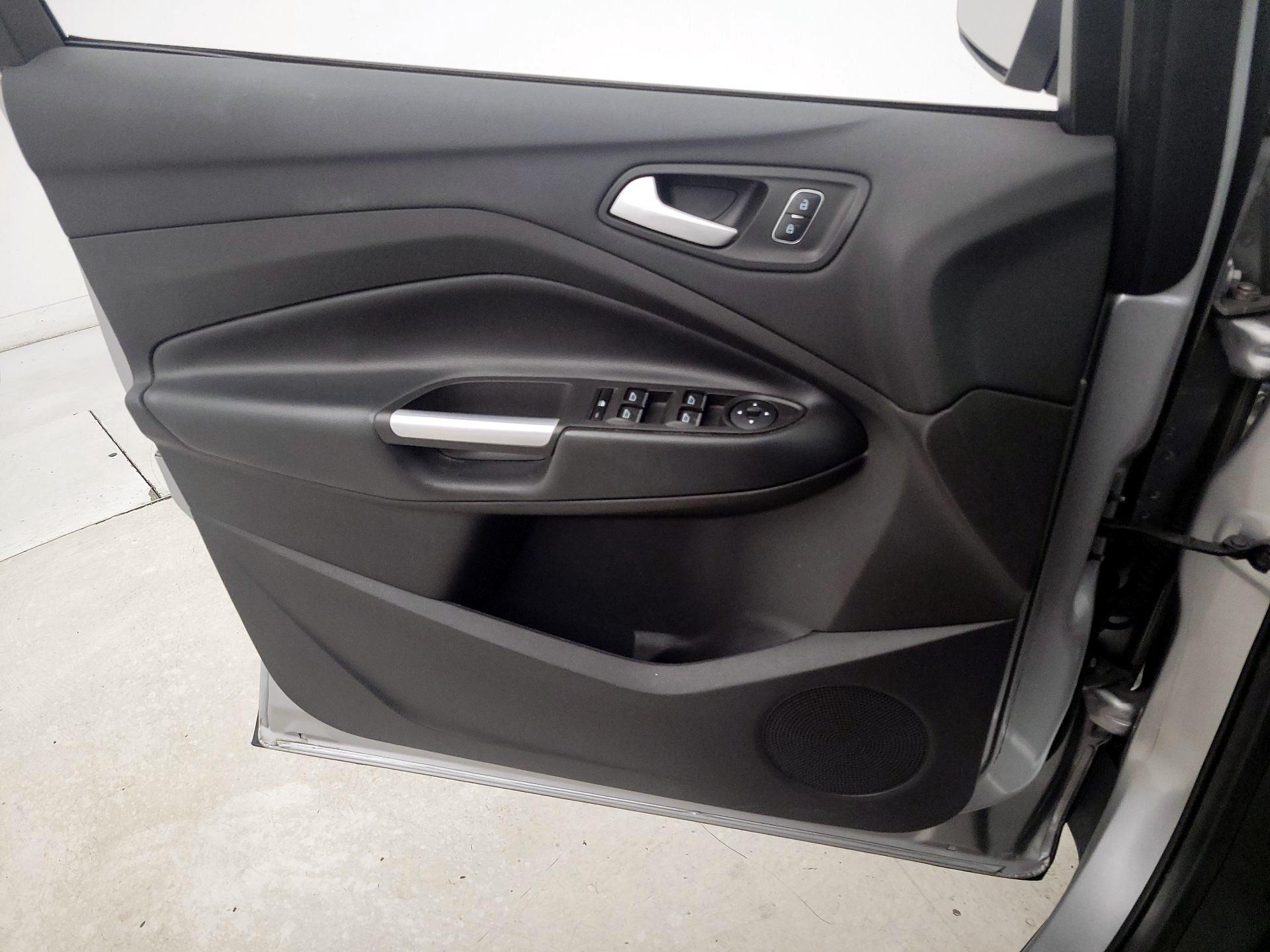 Thumbnail: 2019 Ford Escape - 12