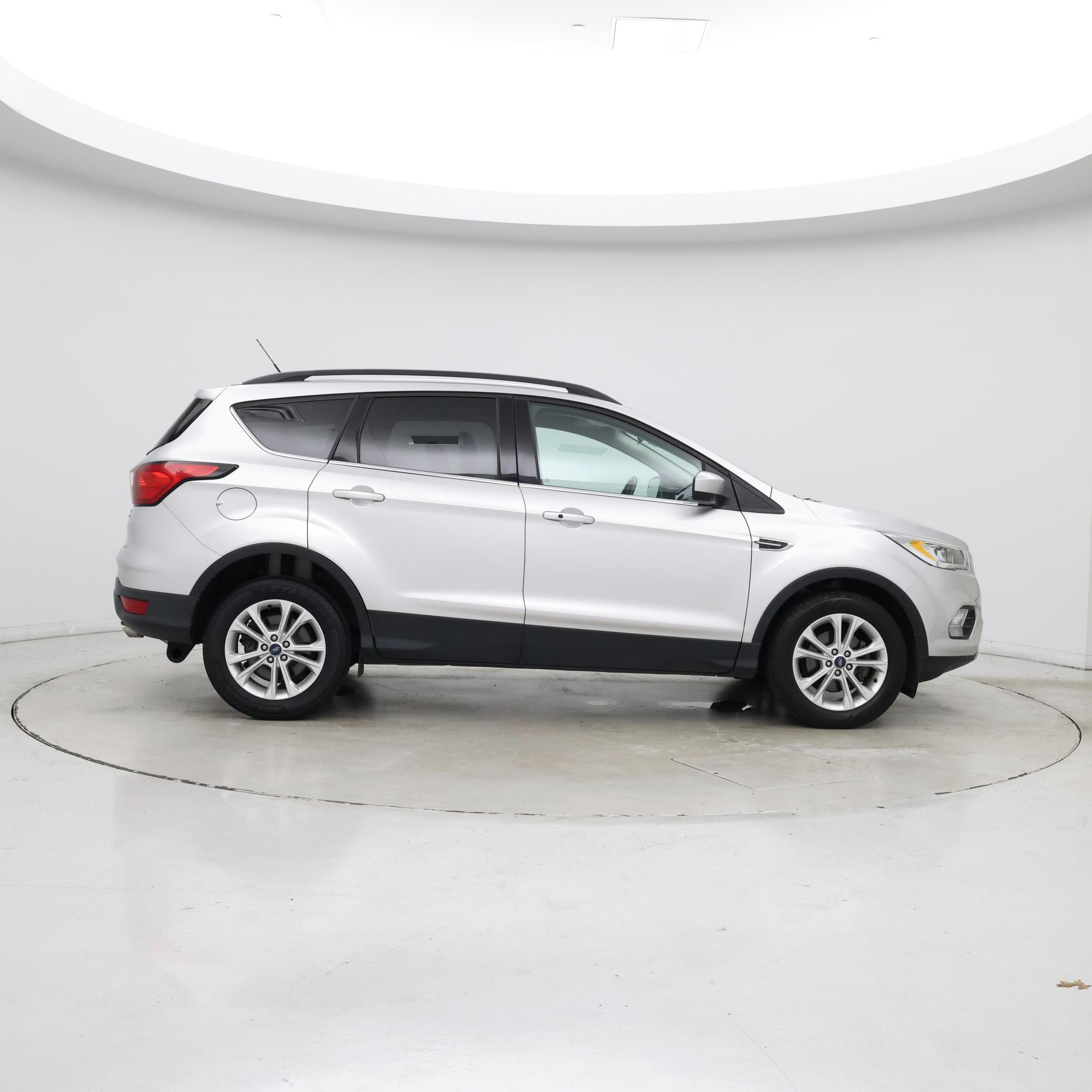 Thumbnail: 2019 Ford Escape - 7