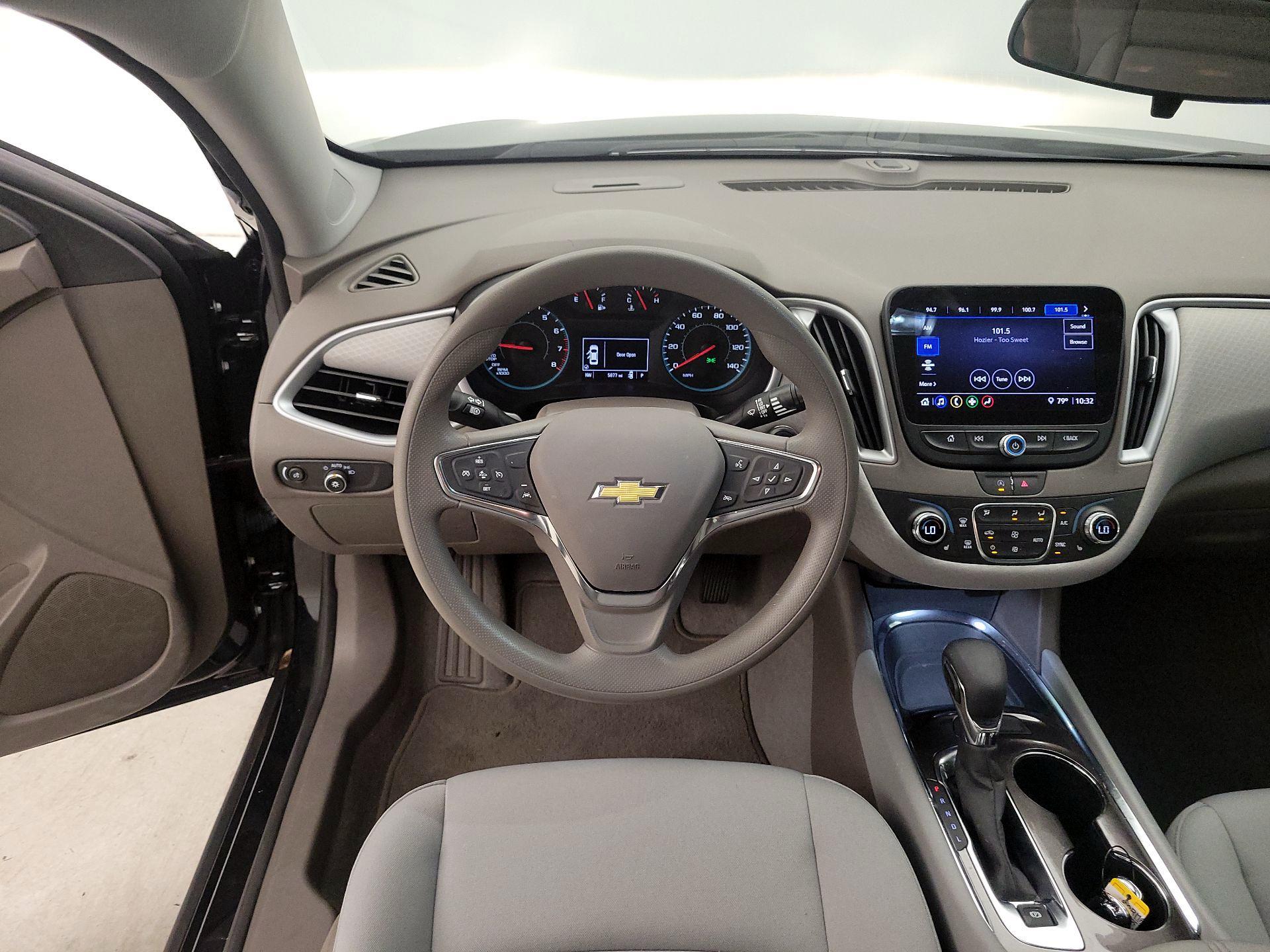 Thumbnail: 2023 Chevrolet Malibu - 10