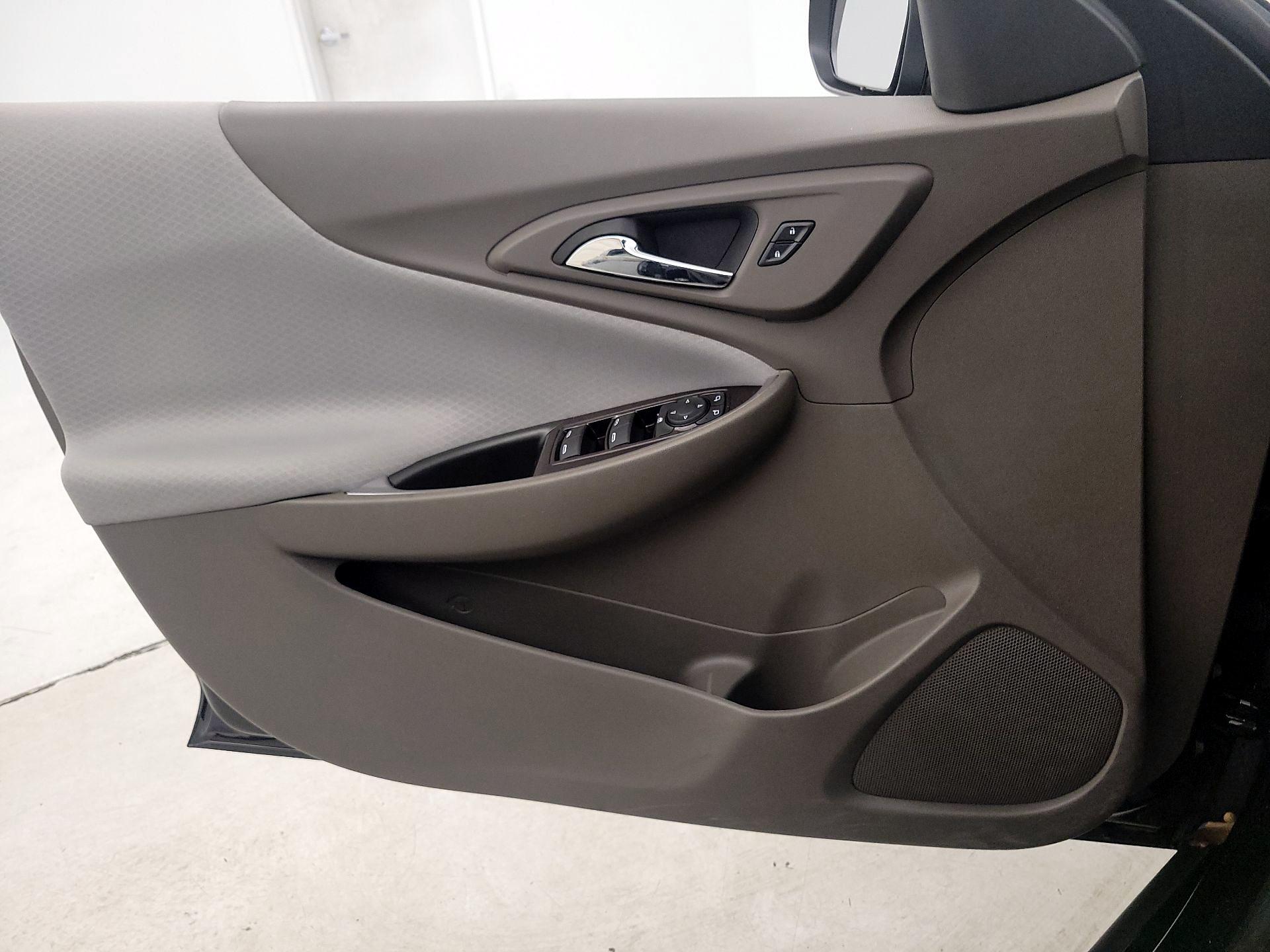 Thumbnail: 2023 Chevrolet Malibu - 12