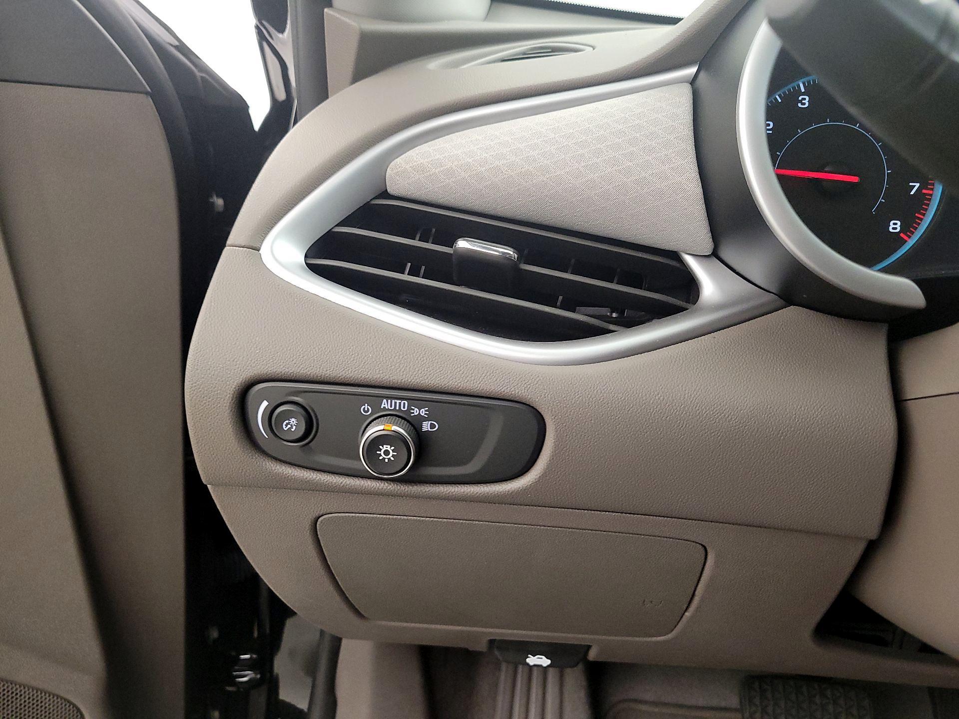 Thumbnail: 2023 Chevrolet Malibu - 13