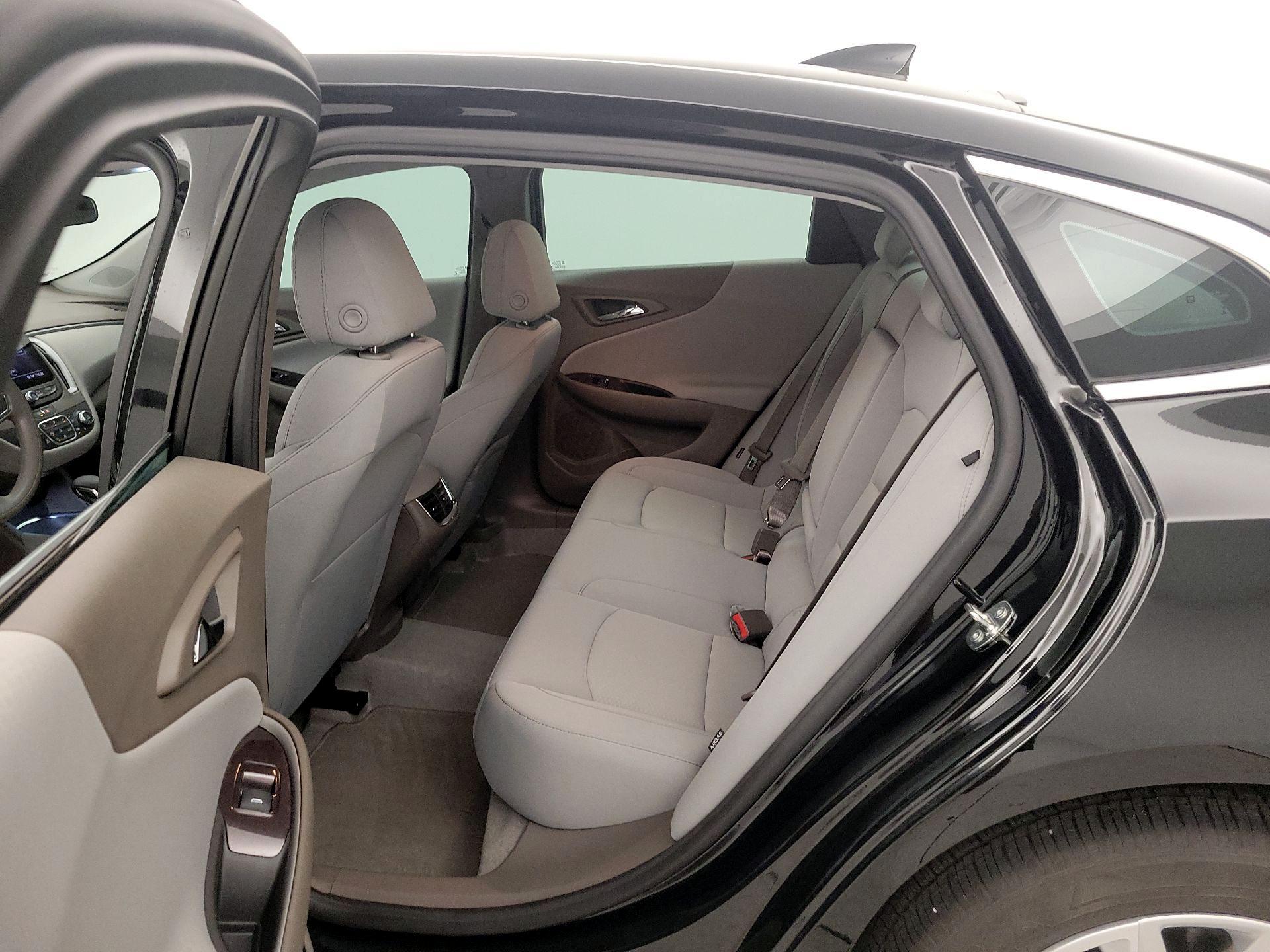 Thumbnail: 2023 Chevrolet Malibu - 19