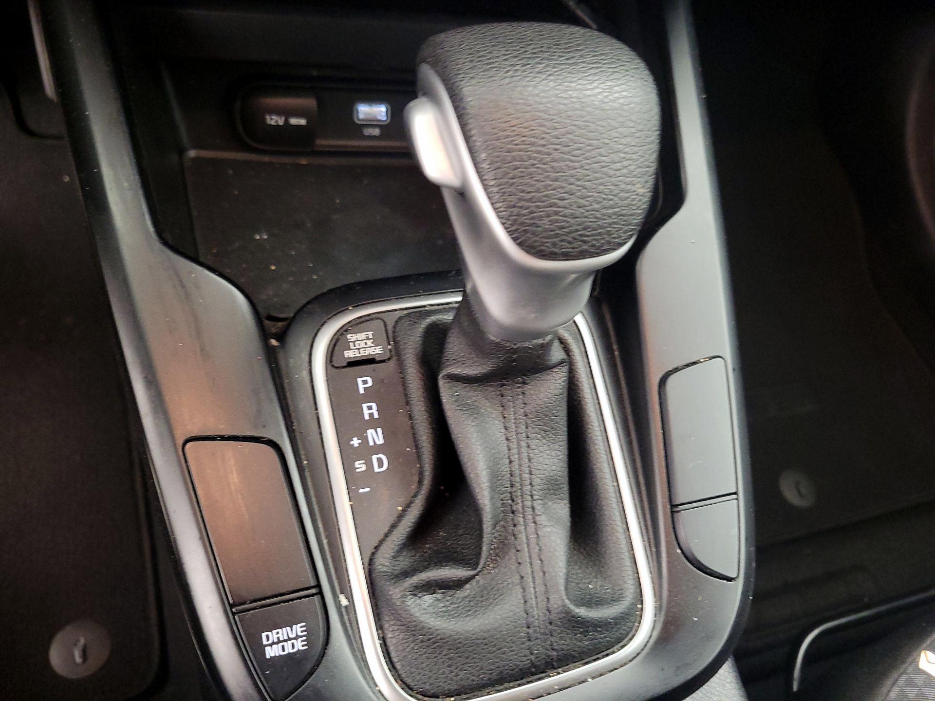 Thumbnail: 2023 Kia Soul - 16