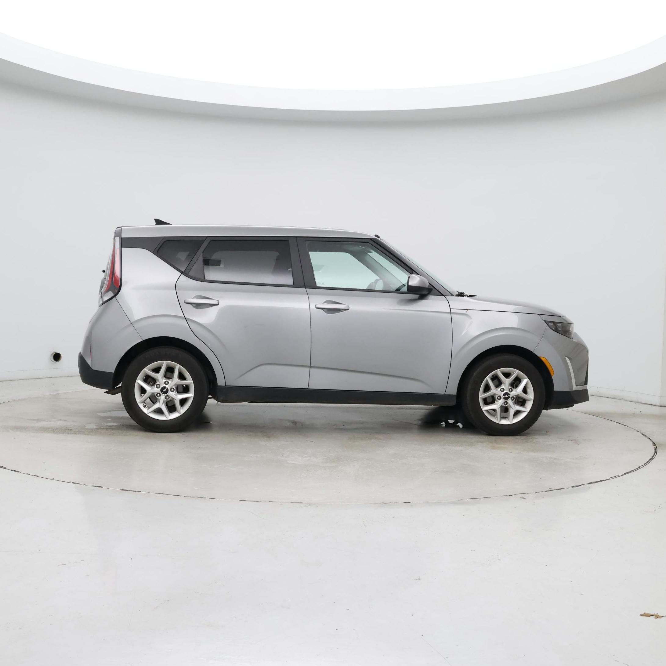 Thumbnail: 2023 Kia Soul - 7