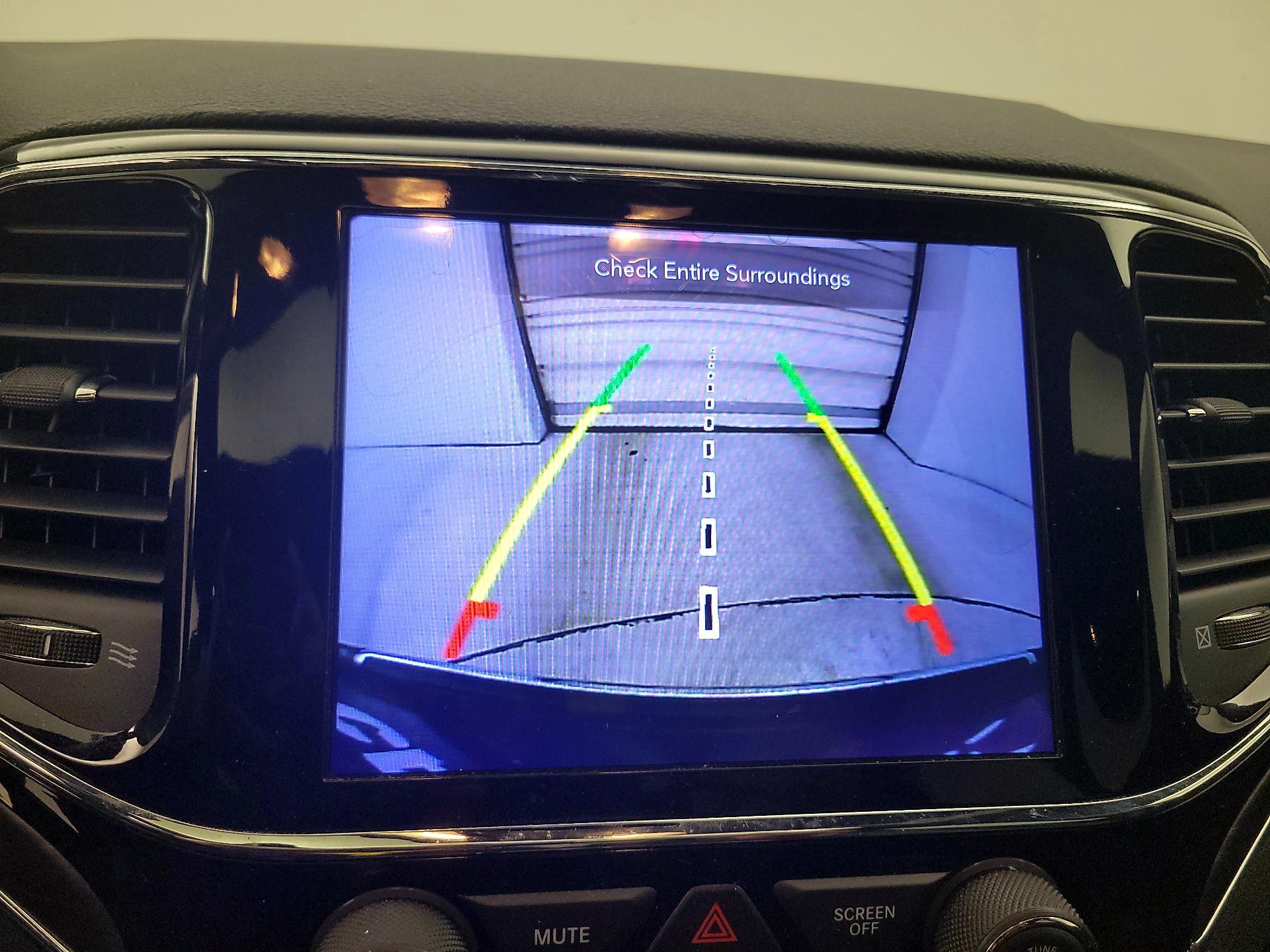 Thumbnail: 2020 Jeep Grand Cherokee - 14