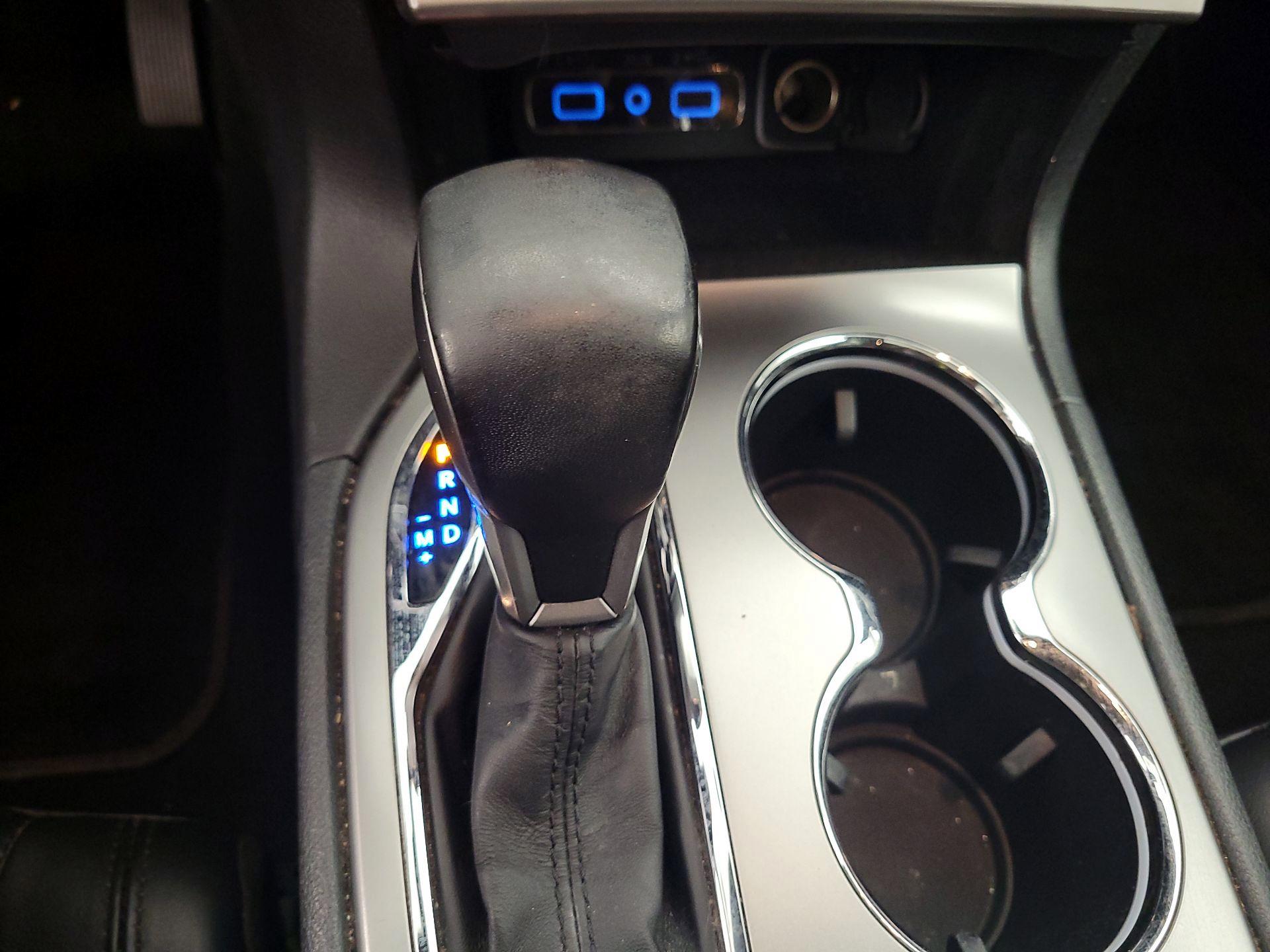 Thumbnail: 2020 Jeep Grand Cherokee - 17