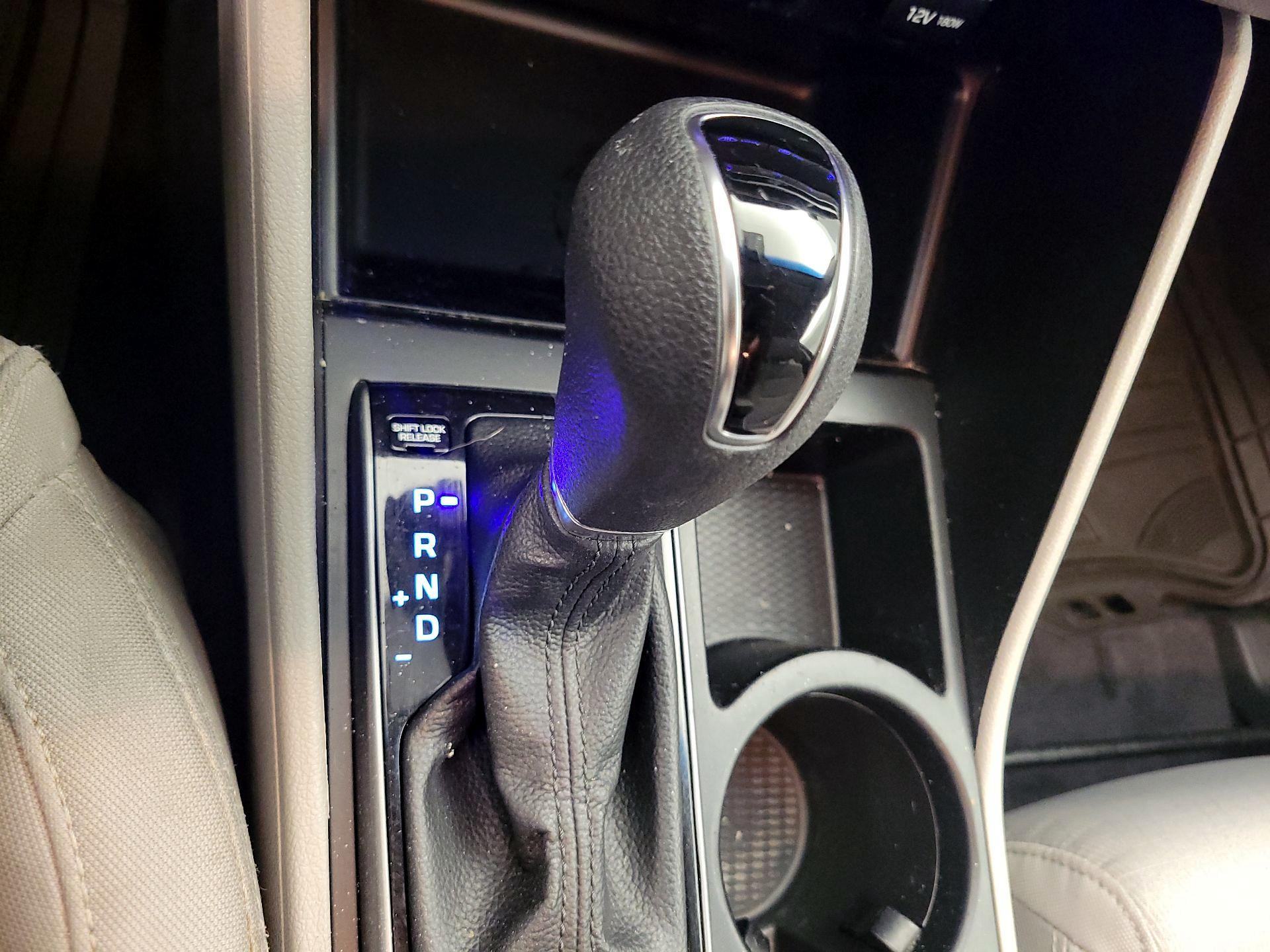 Thumbnail: 2018 Hyundai Tucson - 17