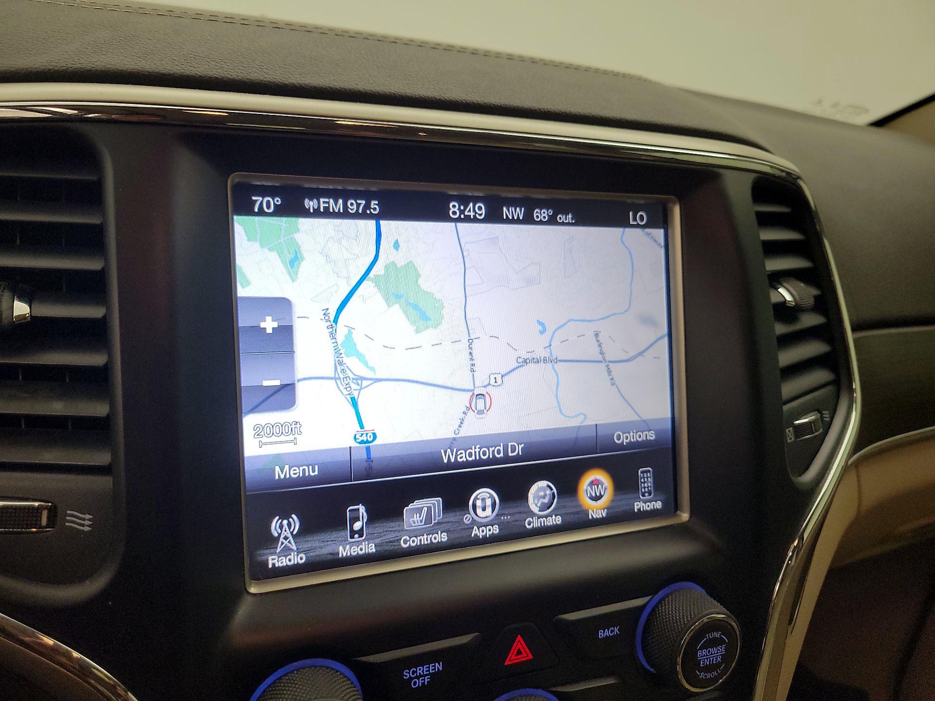 Thumbnail: 2016 Jeep Grand Cherokee - 14