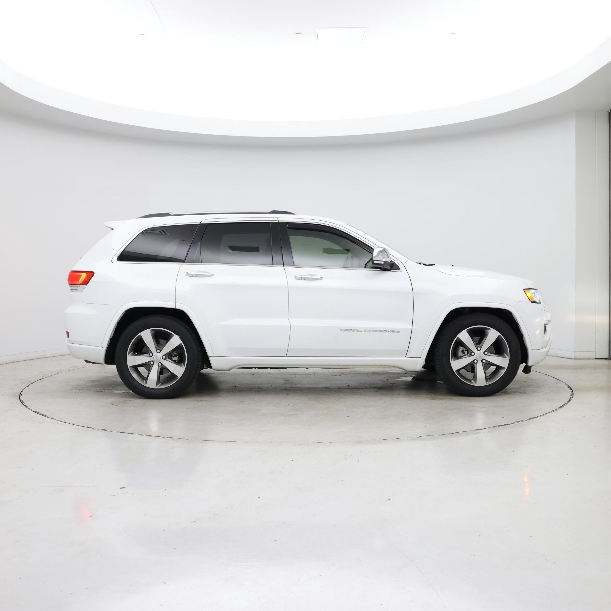 Thumbnail: 2016 Jeep Grand Cherokee - 7