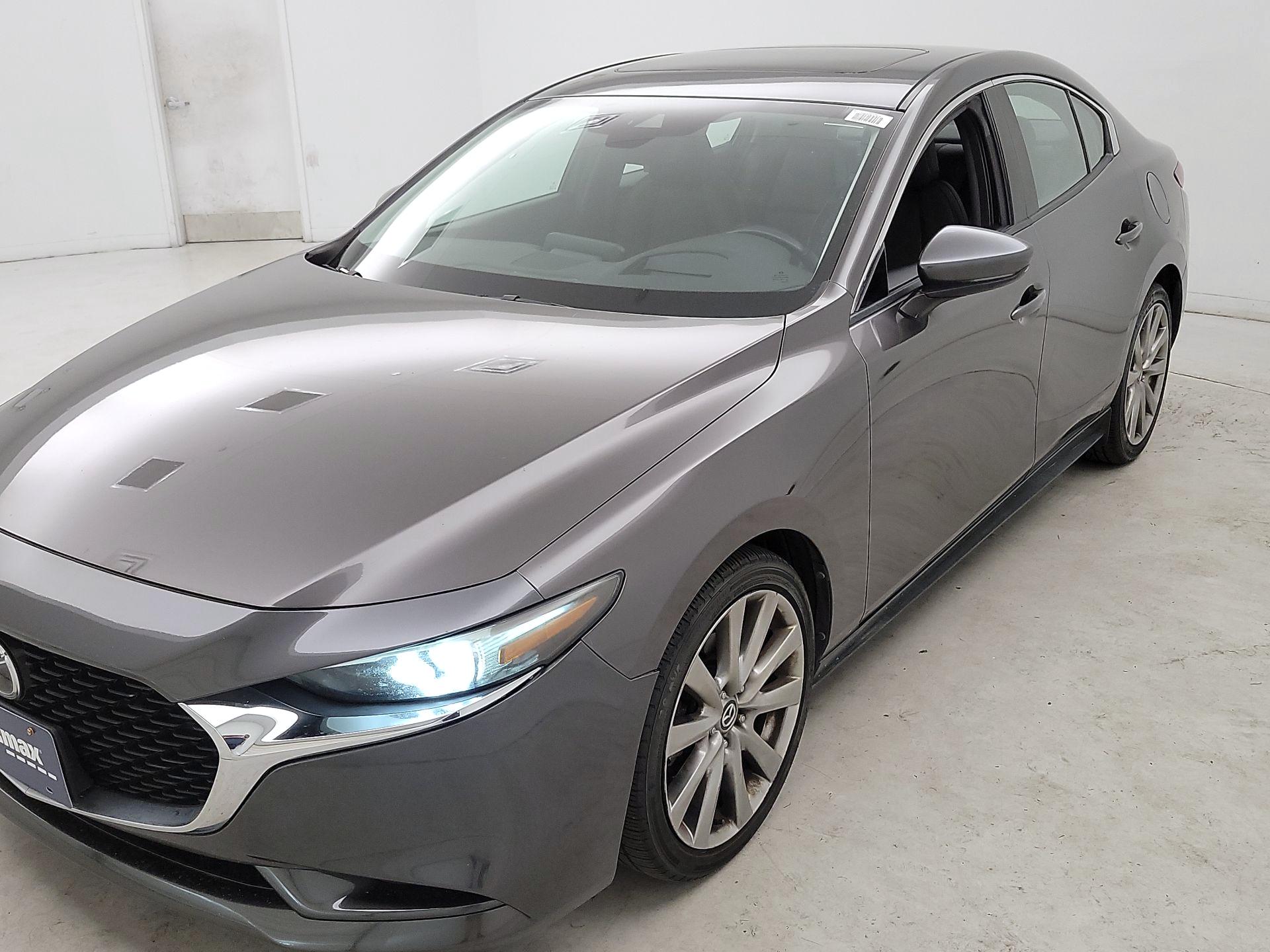 Thumbnail: 2020 Mazda Mazda3 - 3