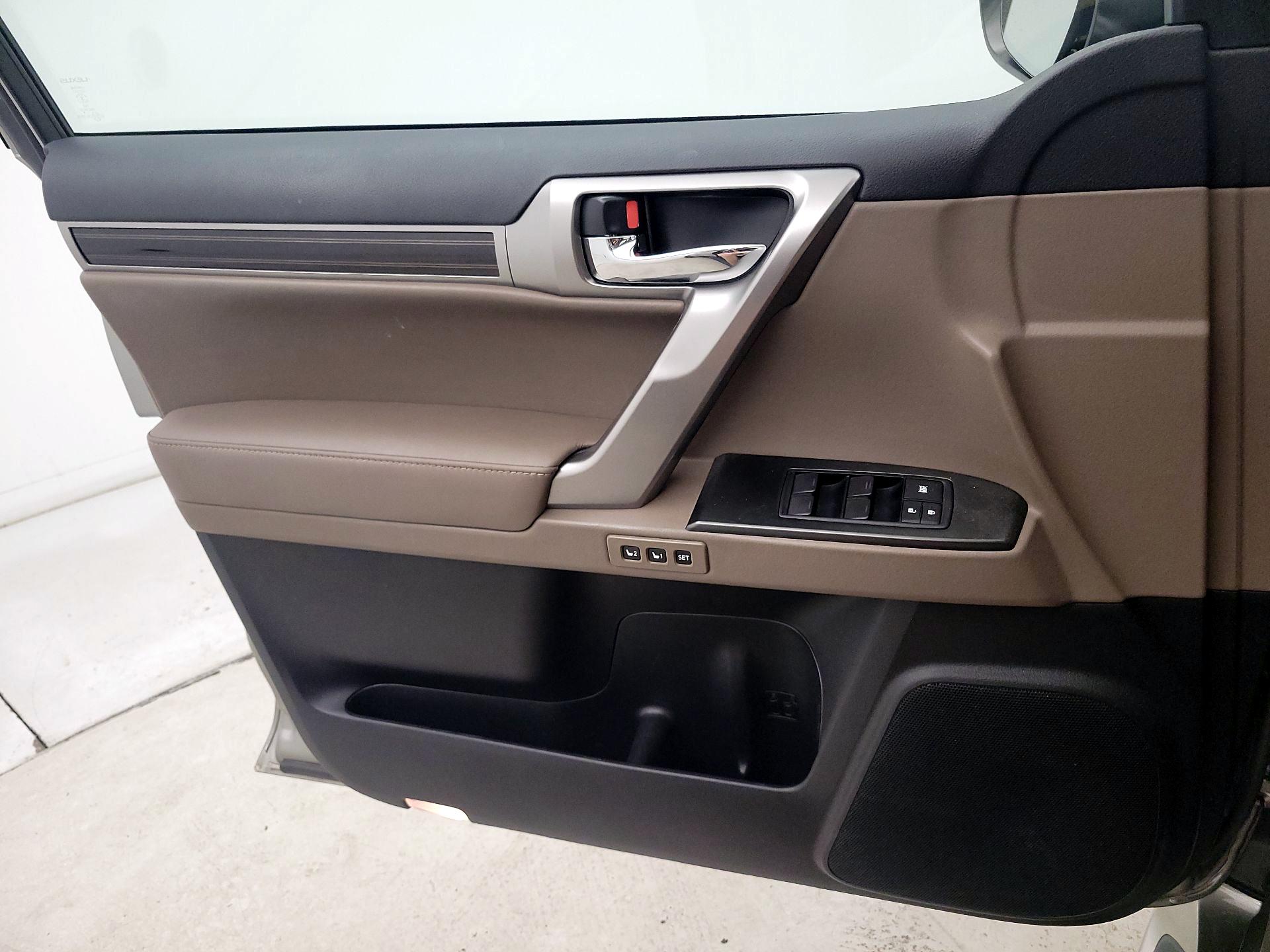 Thumbnail: 2023 Lexus GX - 12