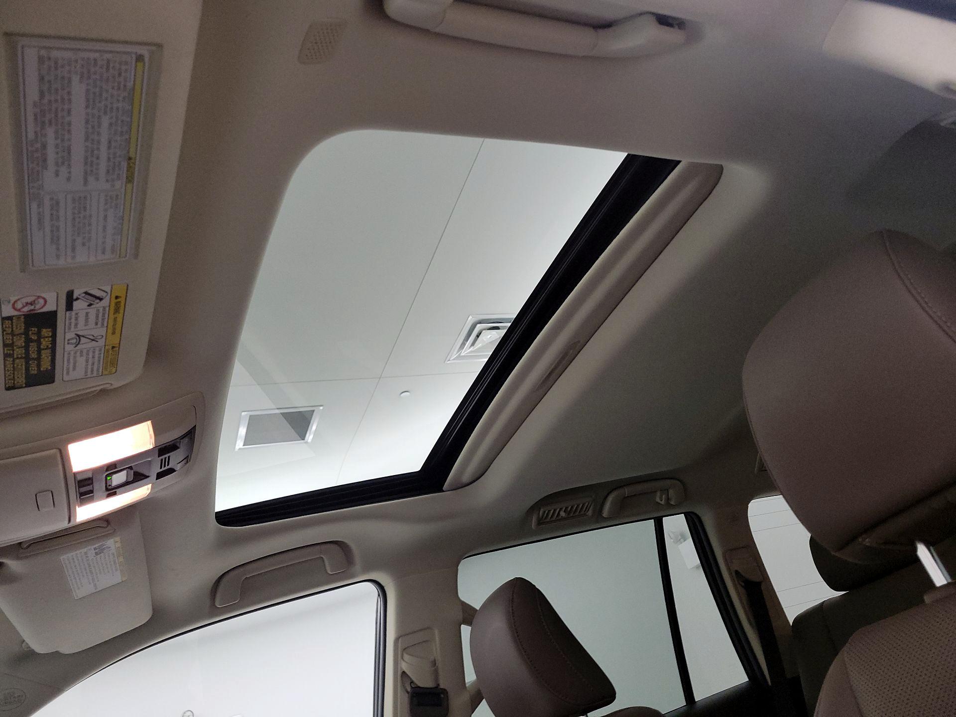 Thumbnail: 2023 Lexus GX - 19