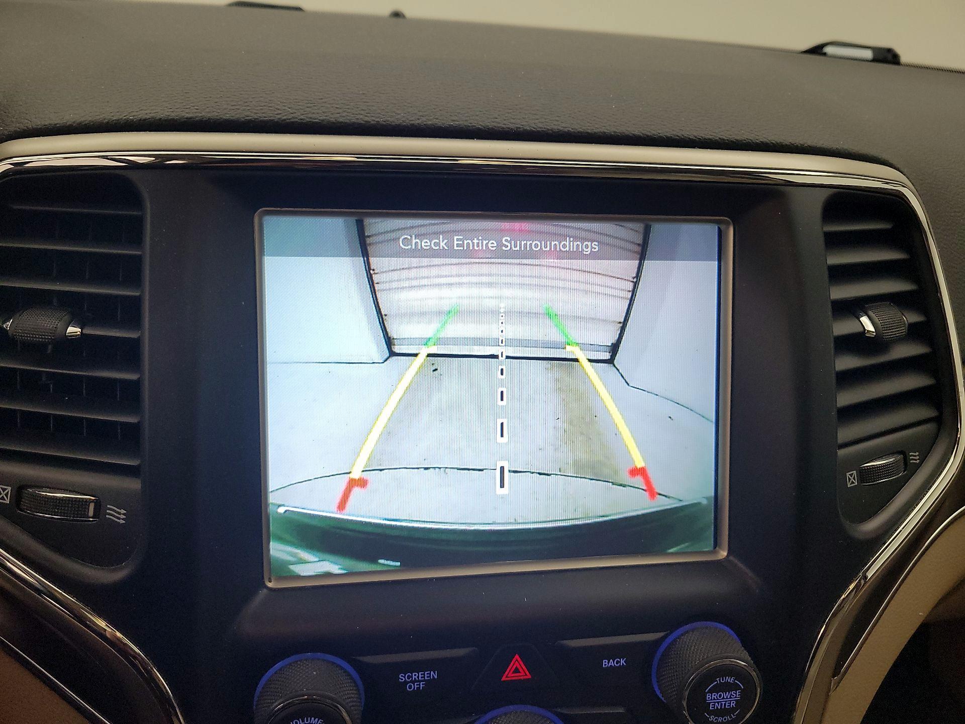 Thumbnail: 2017 Jeep Grand Cherokee - 14