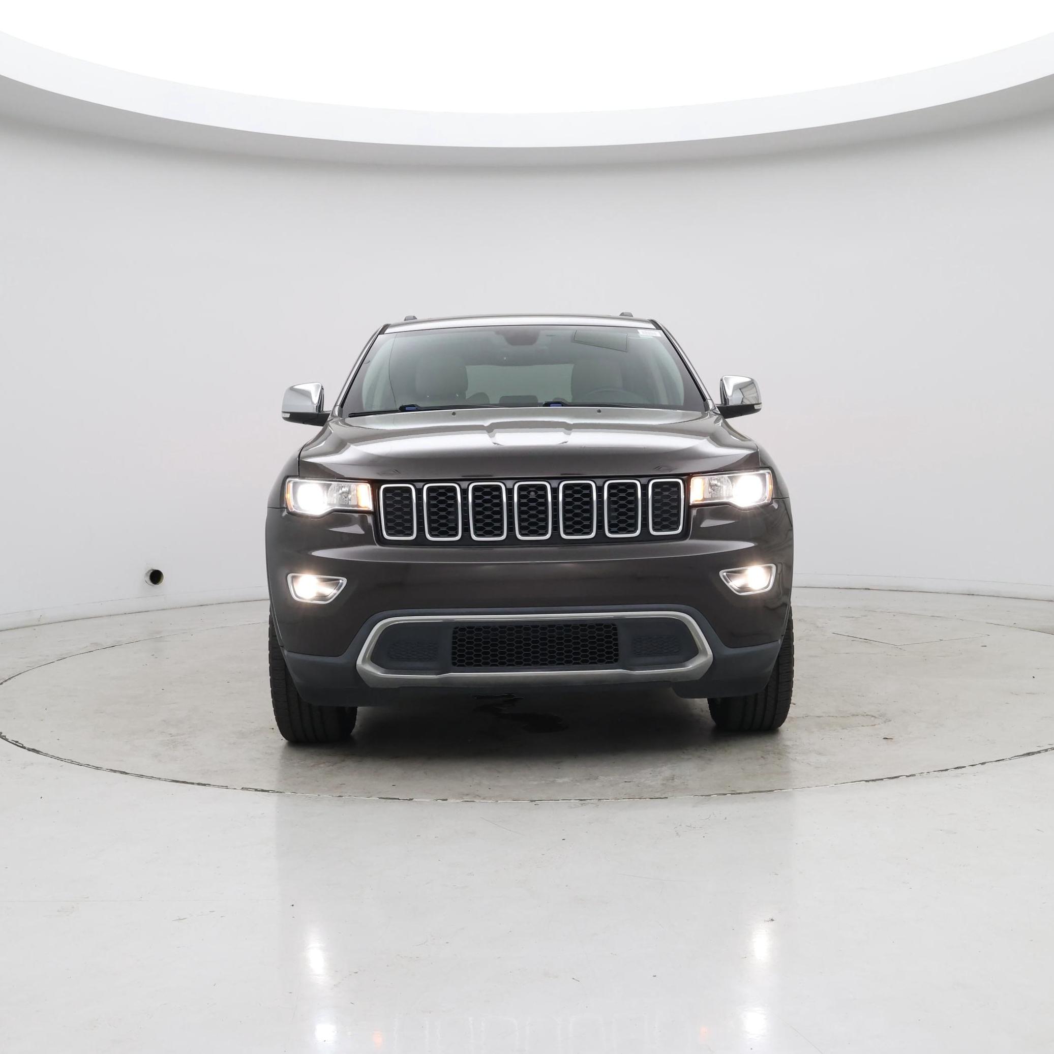 Thumbnail: 2017 Jeep Grand Cherokee - 5