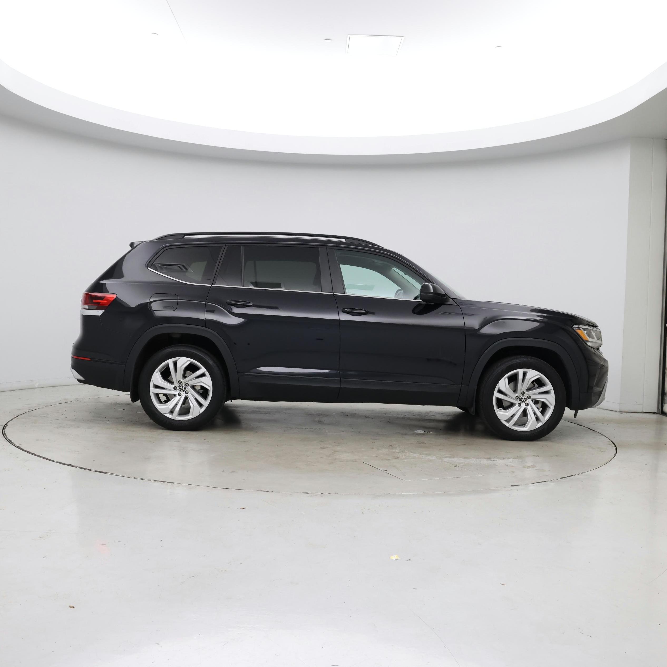 Thumbnail: 2023 Volkswagen Atlas - 7