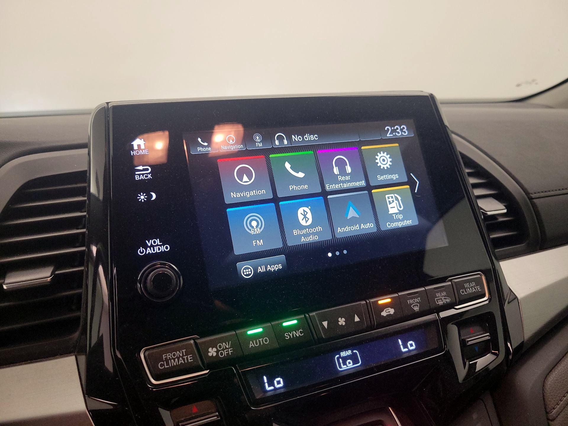 Thumbnail: 2018 Honda Odyssey - 15