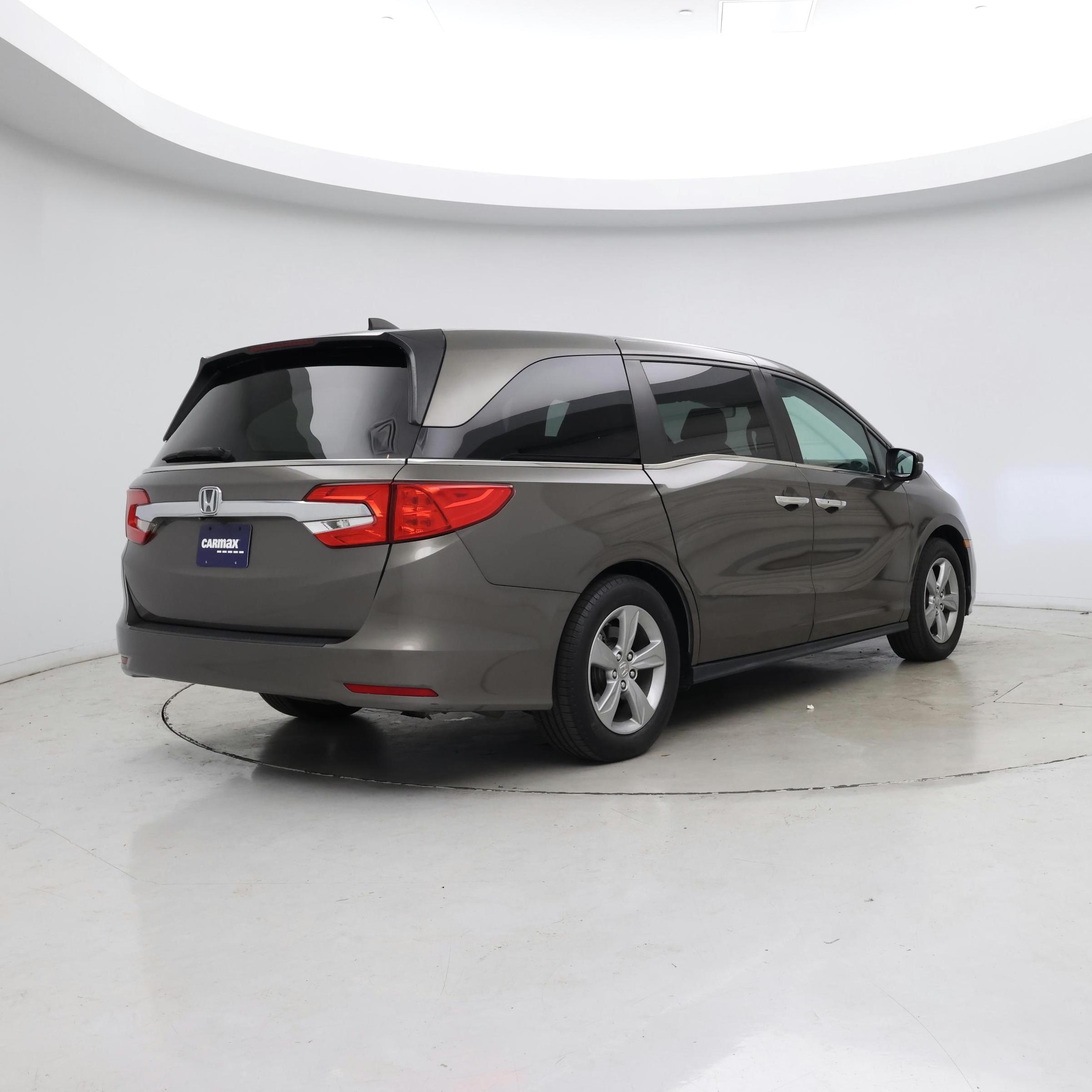 Thumbnail: 2018 Honda Odyssey - 8