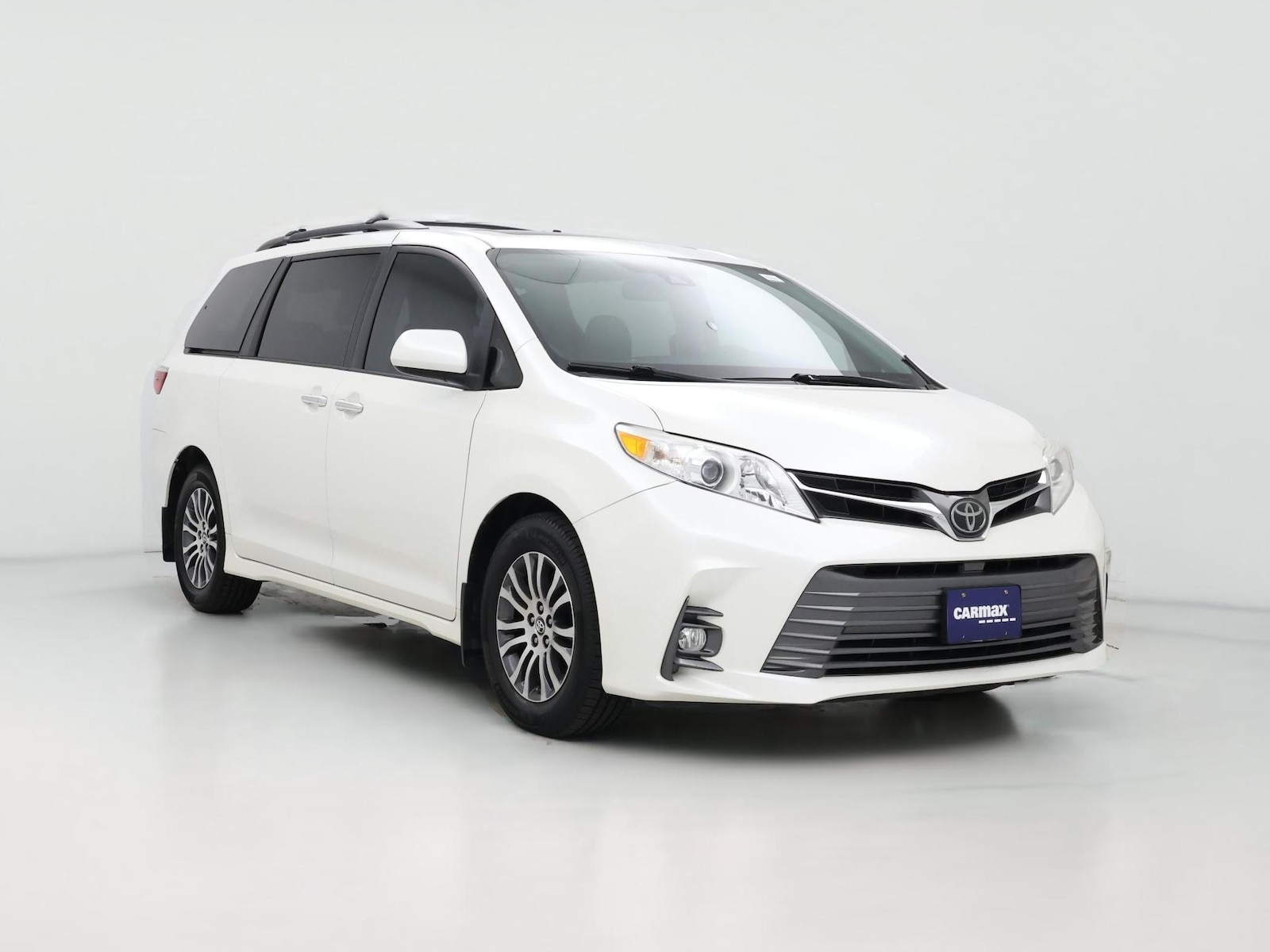 2018 Toyota Sienna XLE