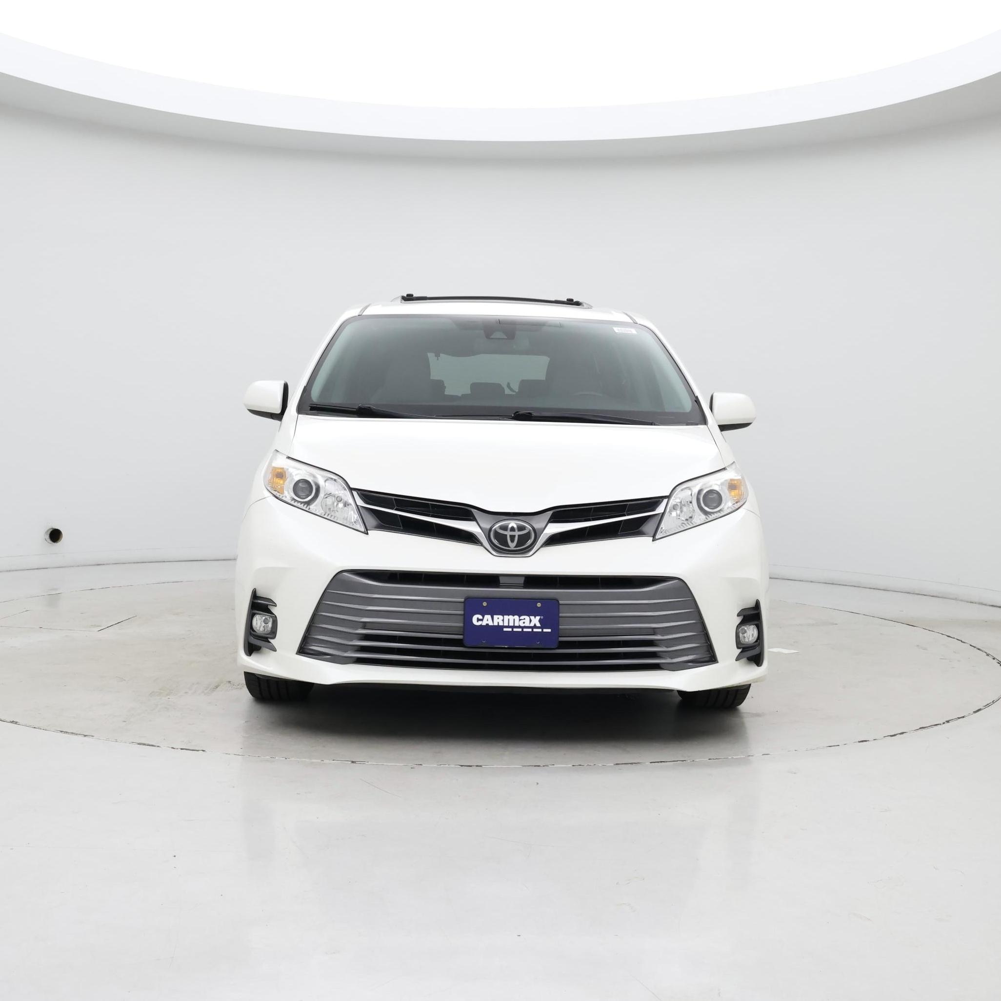 Thumbnail: 2018 Toyota Sienna - 5