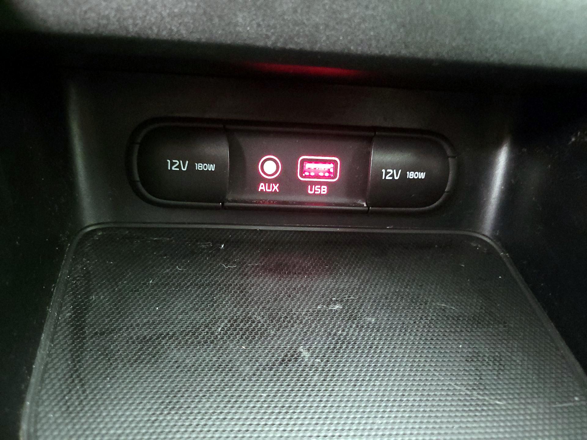 Thumbnail: 2021 Kia Forte - 18