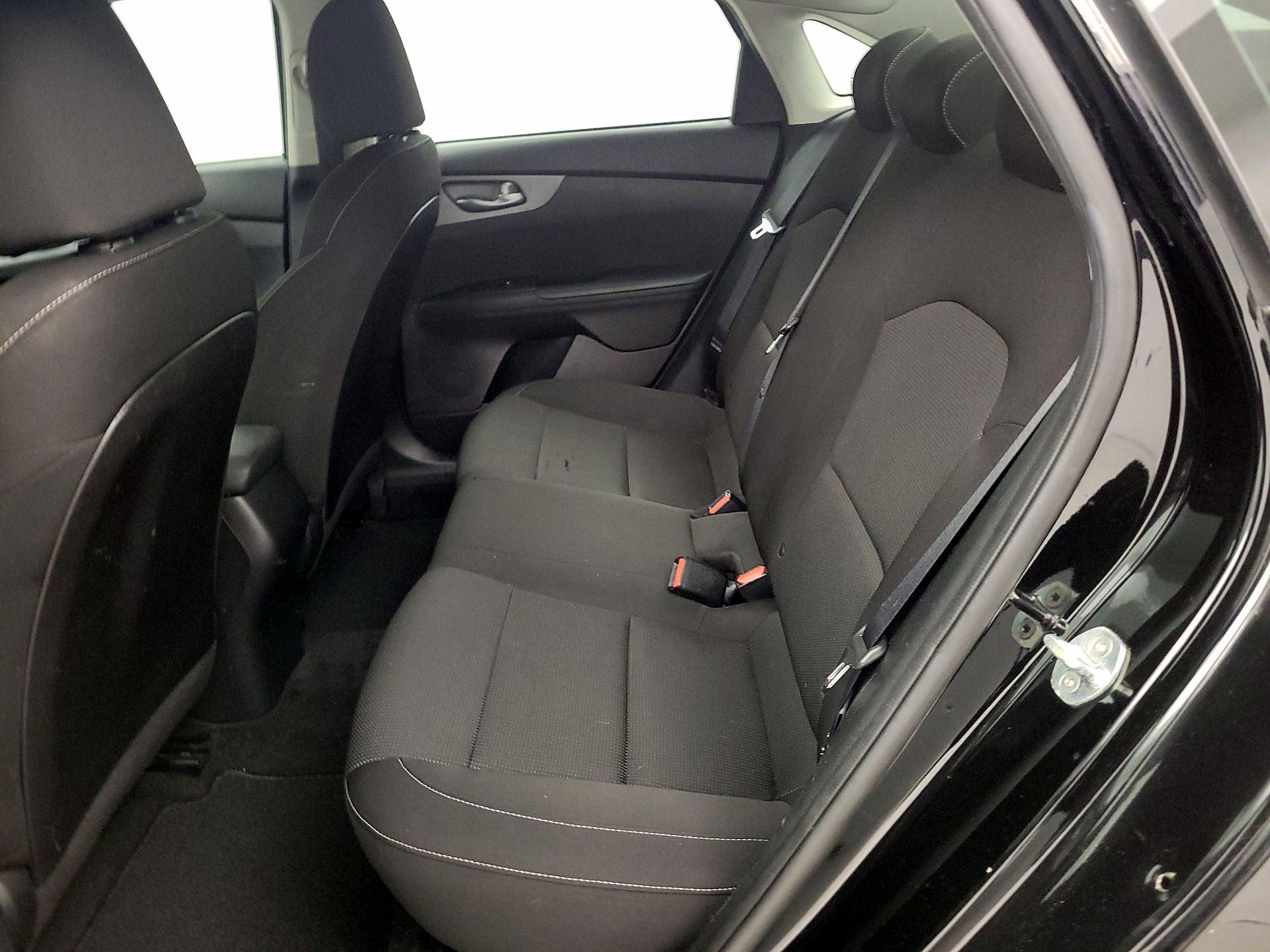 Thumbnail: 2021 Kia Forte - 19