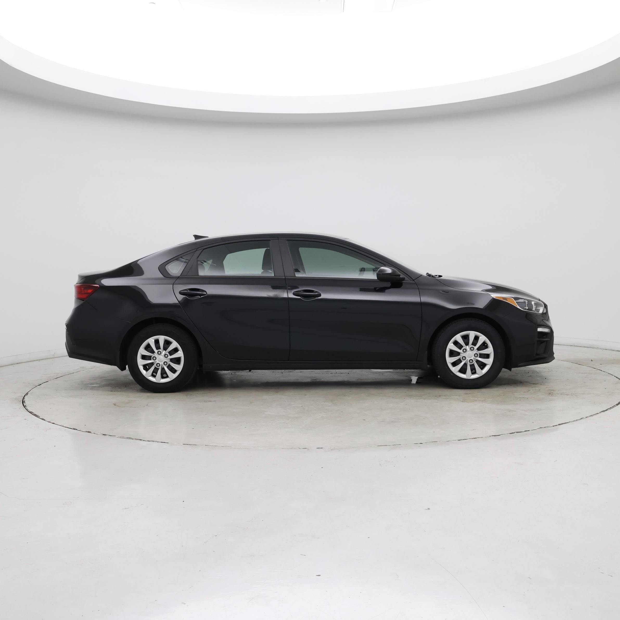 Thumbnail: 2021 Kia Forte - 7