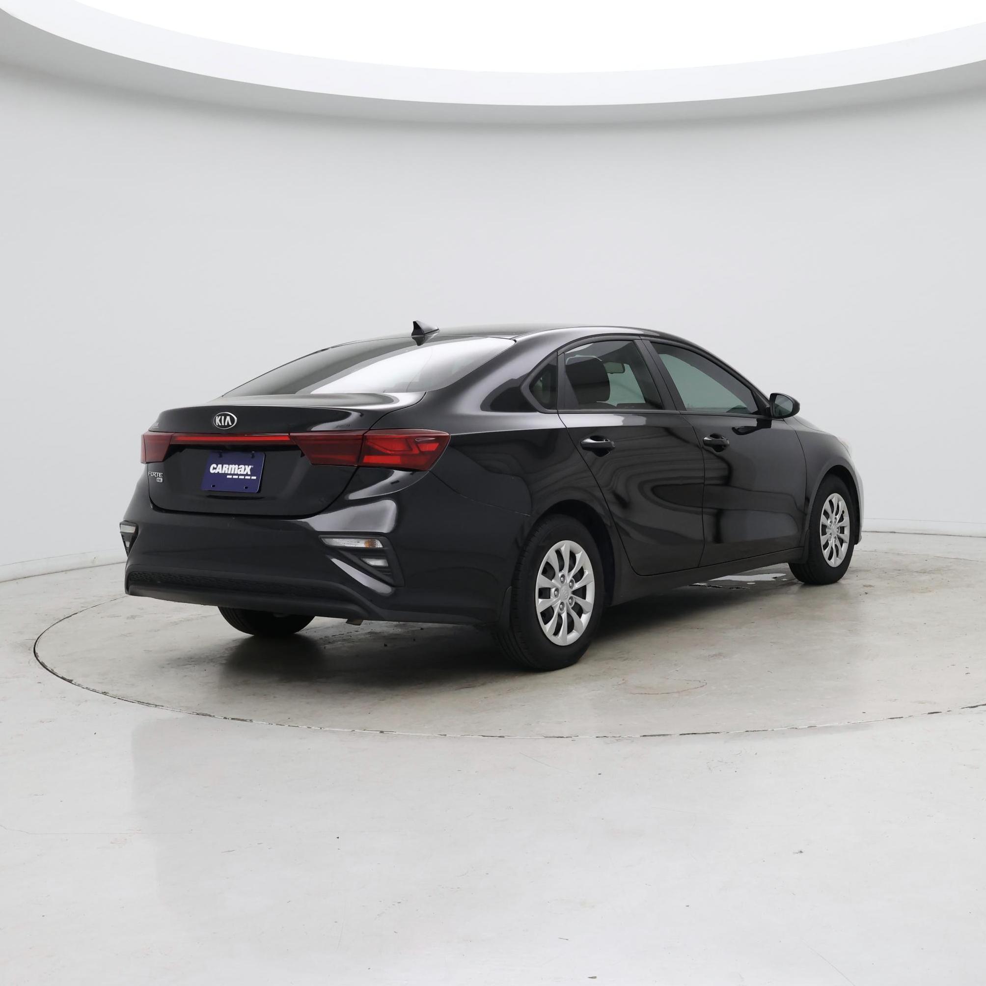 Thumbnail: 2021 Kia Forte - 8