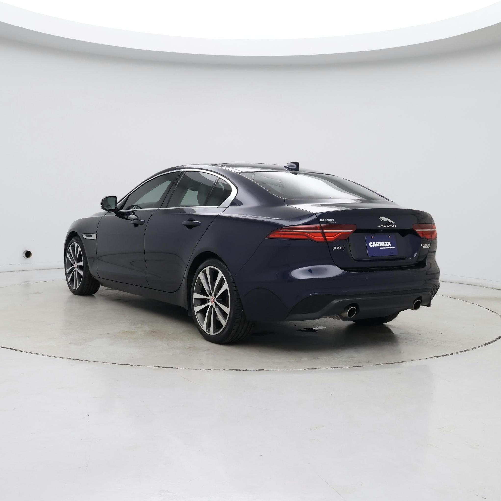 Thumbnail: 2020 Jaguar XE - 2
