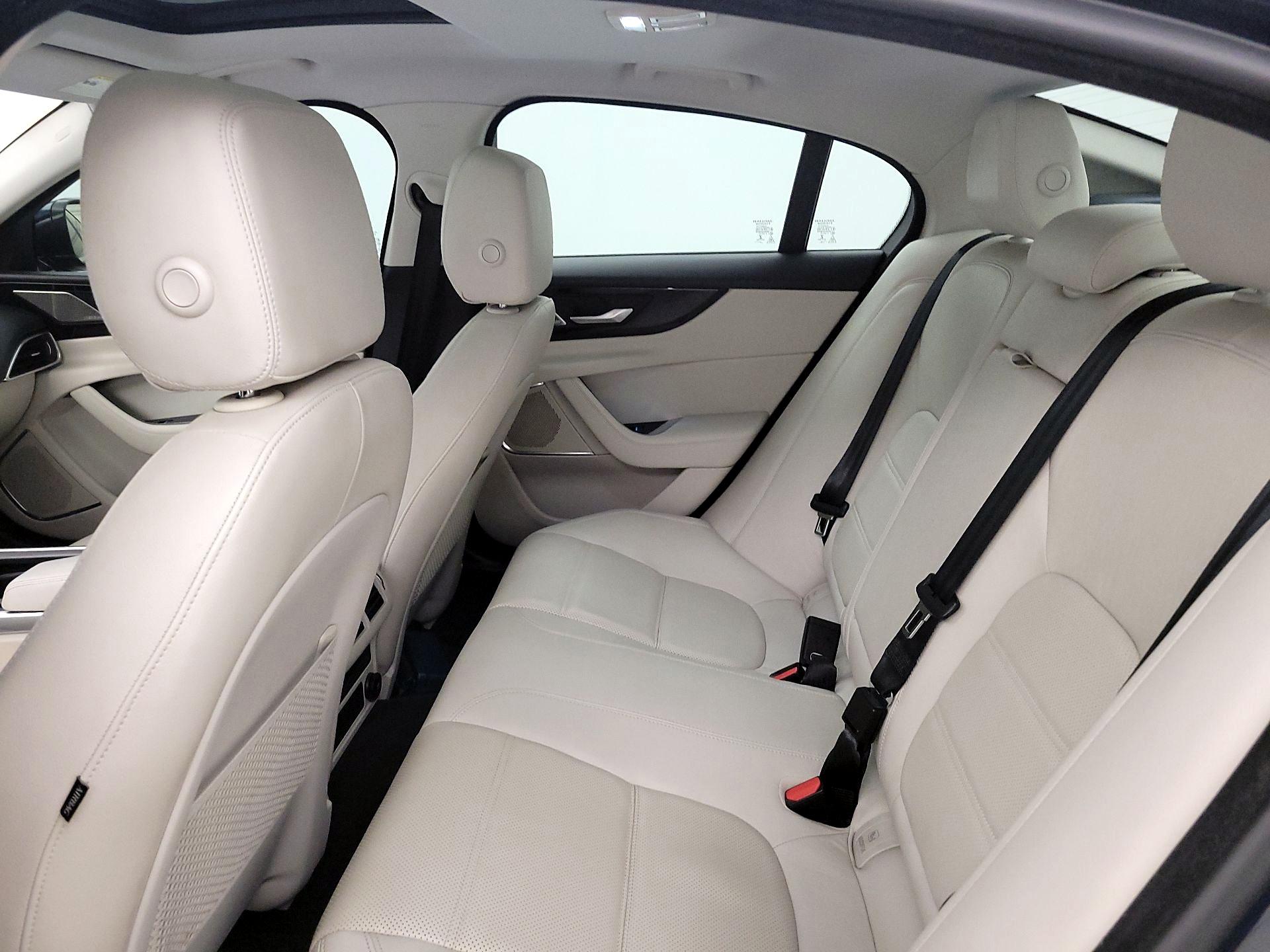 Thumbnail: 2020 Jaguar XE - 20