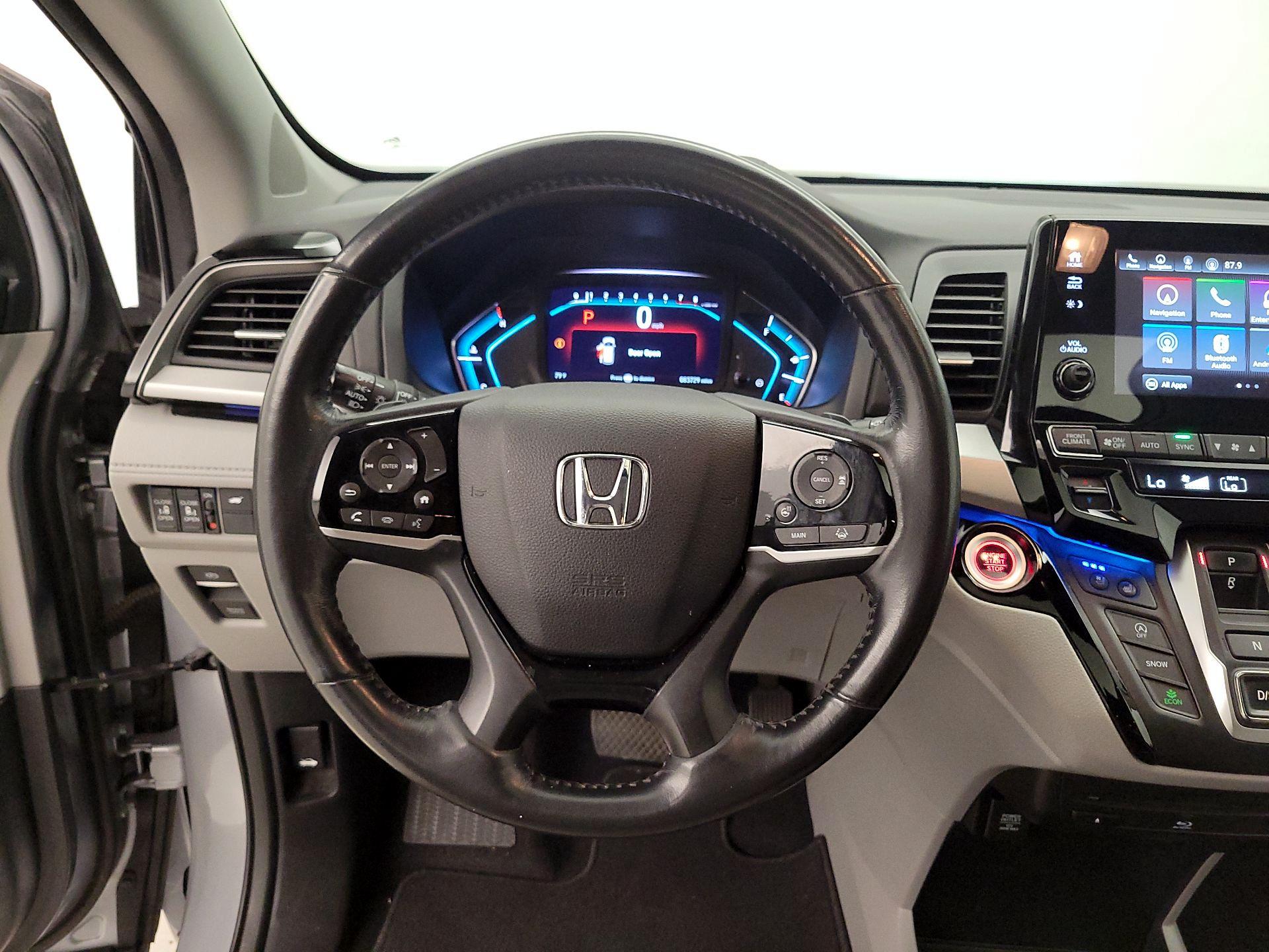 Thumbnail: 2018 Honda Odyssey - 10