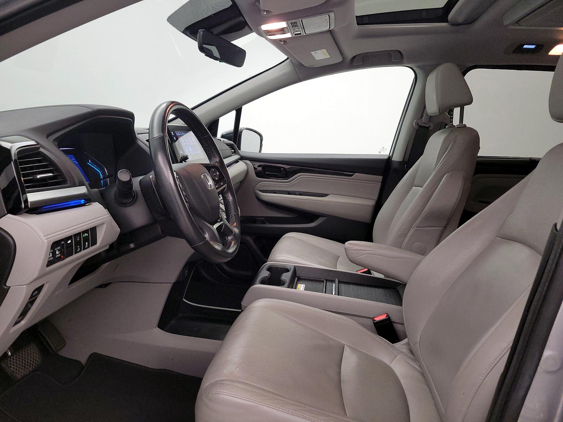 Thumbnail: 2018 Honda Odyssey - 11