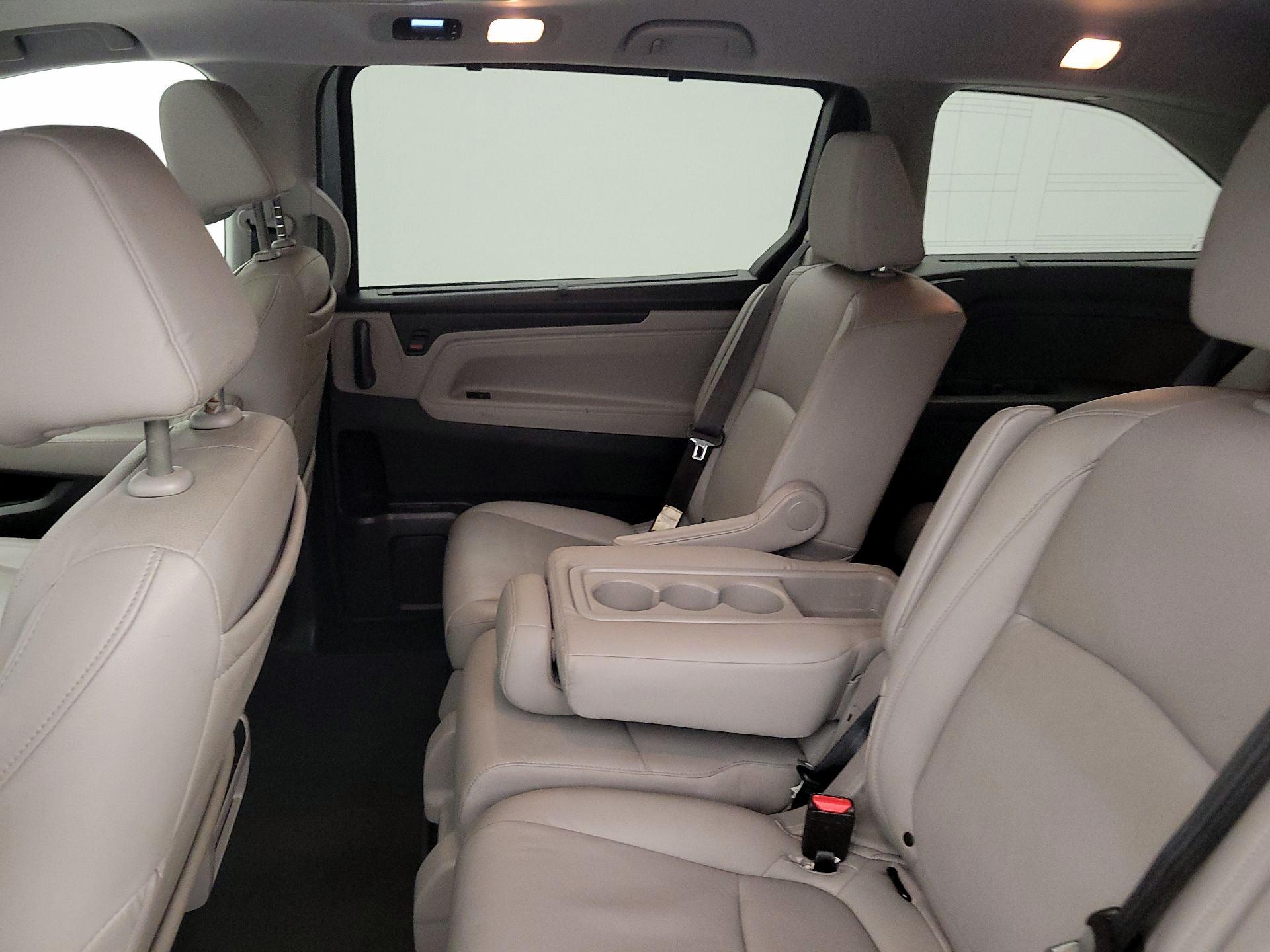 Thumbnail: 2018 Honda Odyssey - 20