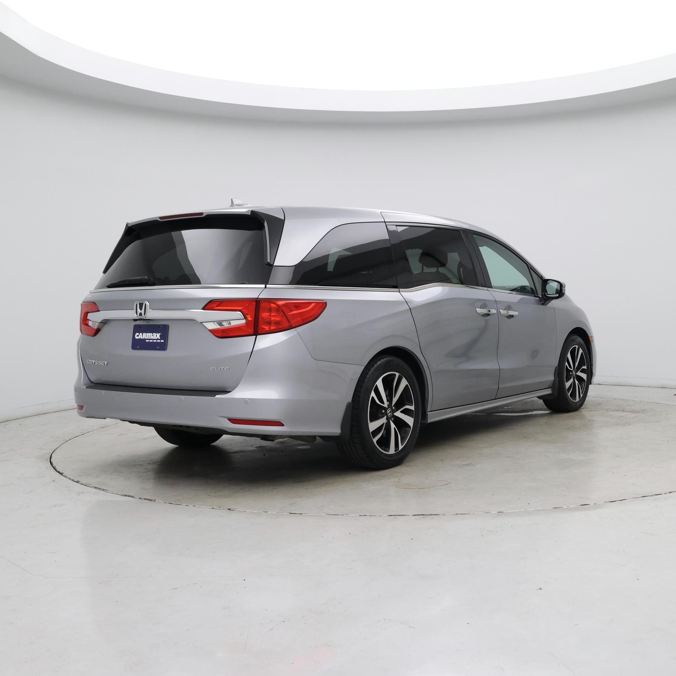 Thumbnail: 2018 Honda Odyssey - 8