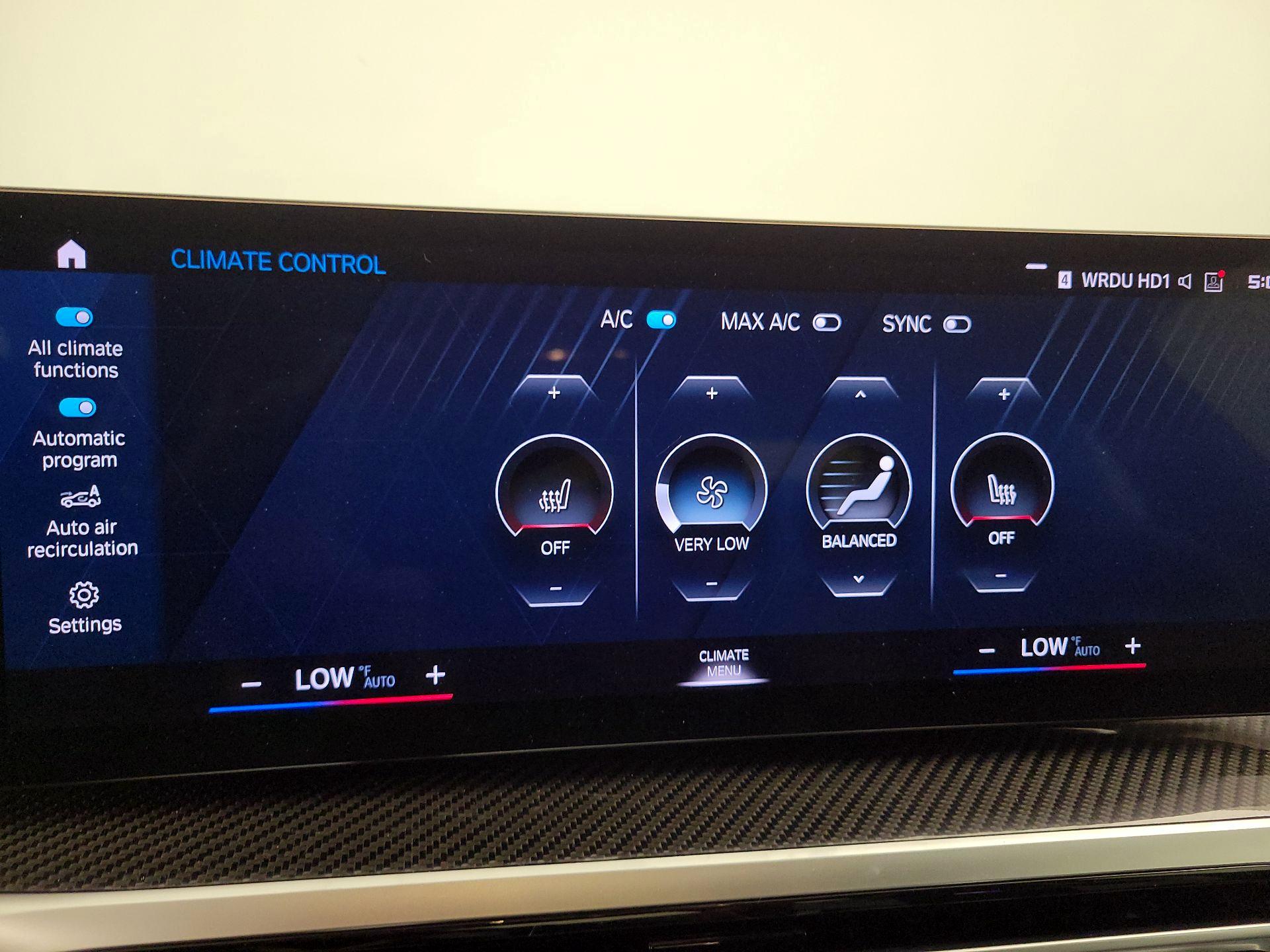 Thumbnail: 2024 BMW M4 - 17